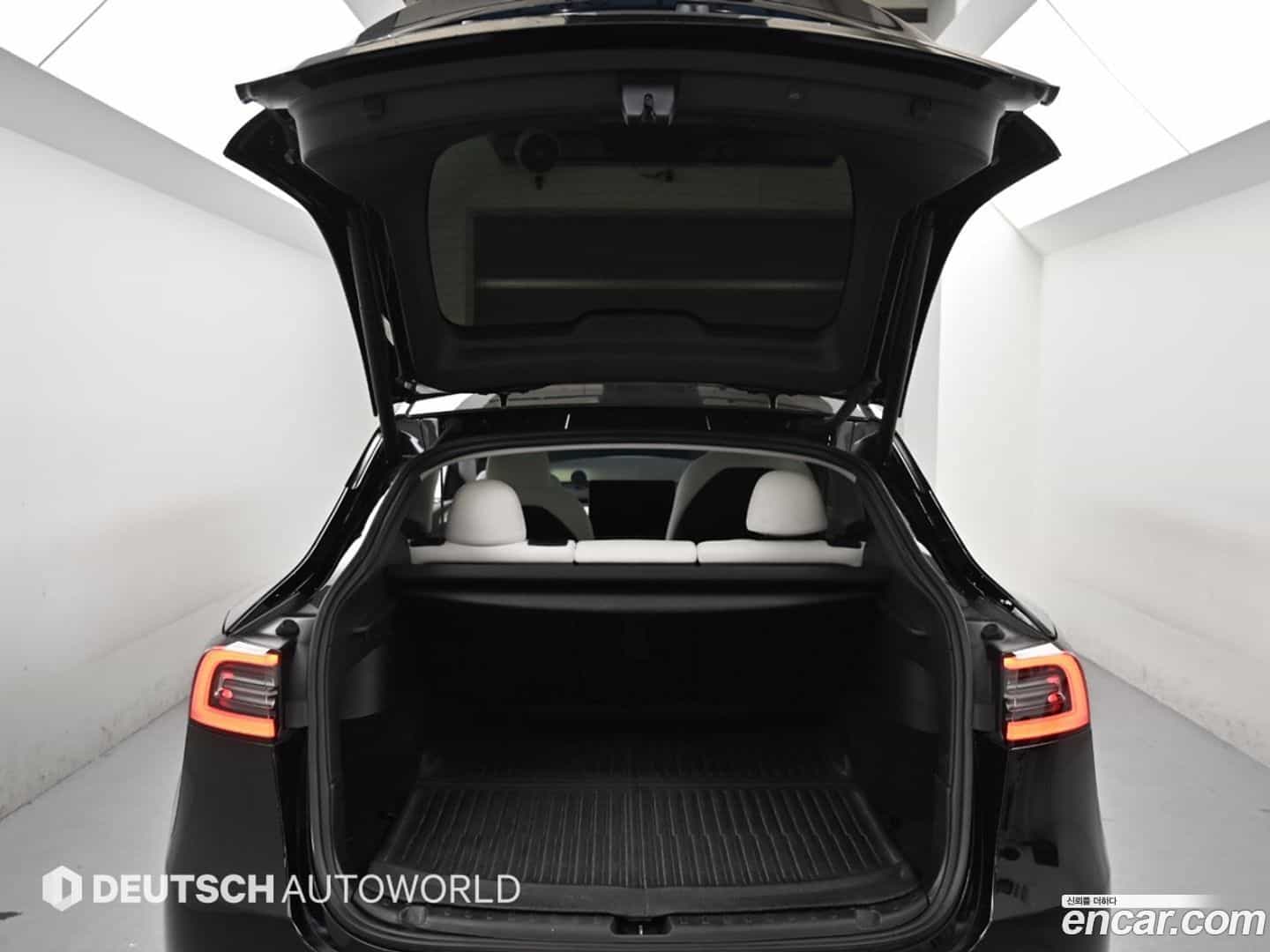 Model Y Tesla 2024.2-OPTION-023