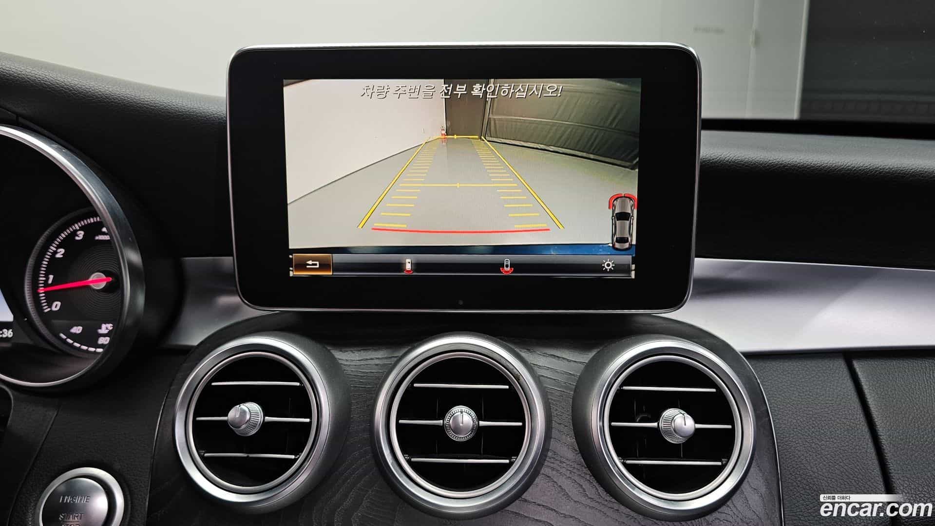 C-Class Mercedes-Benz 2016.10-OPTION-019