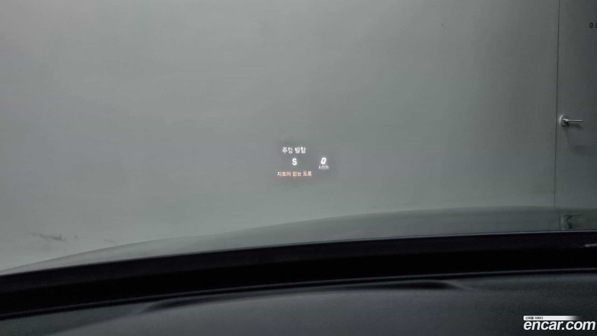 C-Class Mercedes-Benz 2016.10-OPTION-020