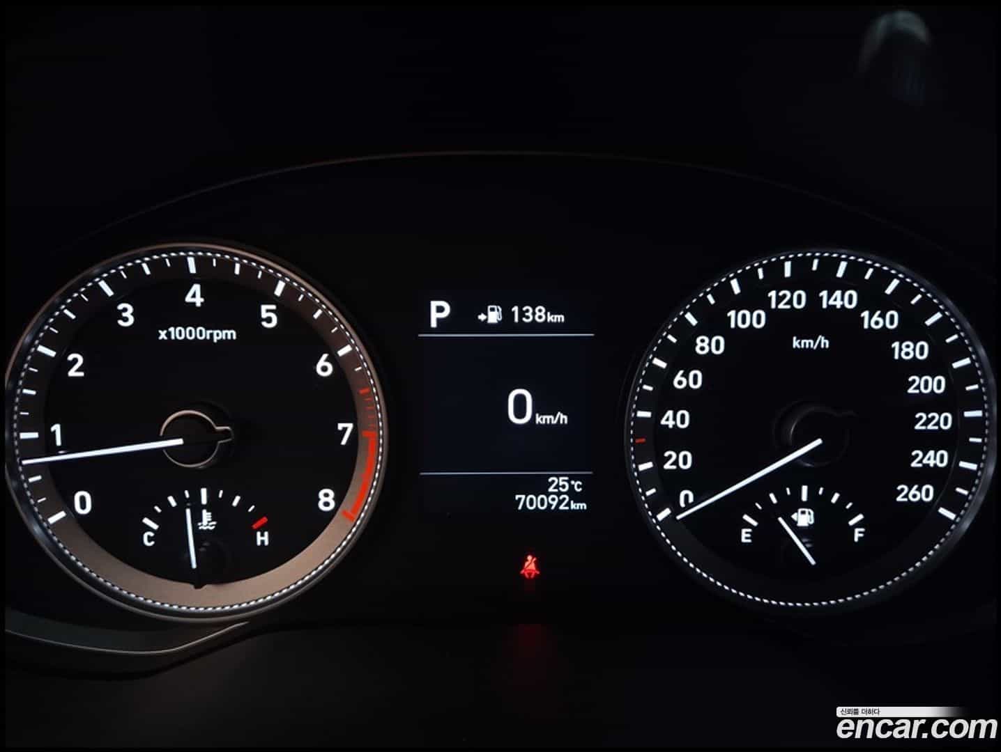Grandeur Hyundai 2019.3-INNER-008