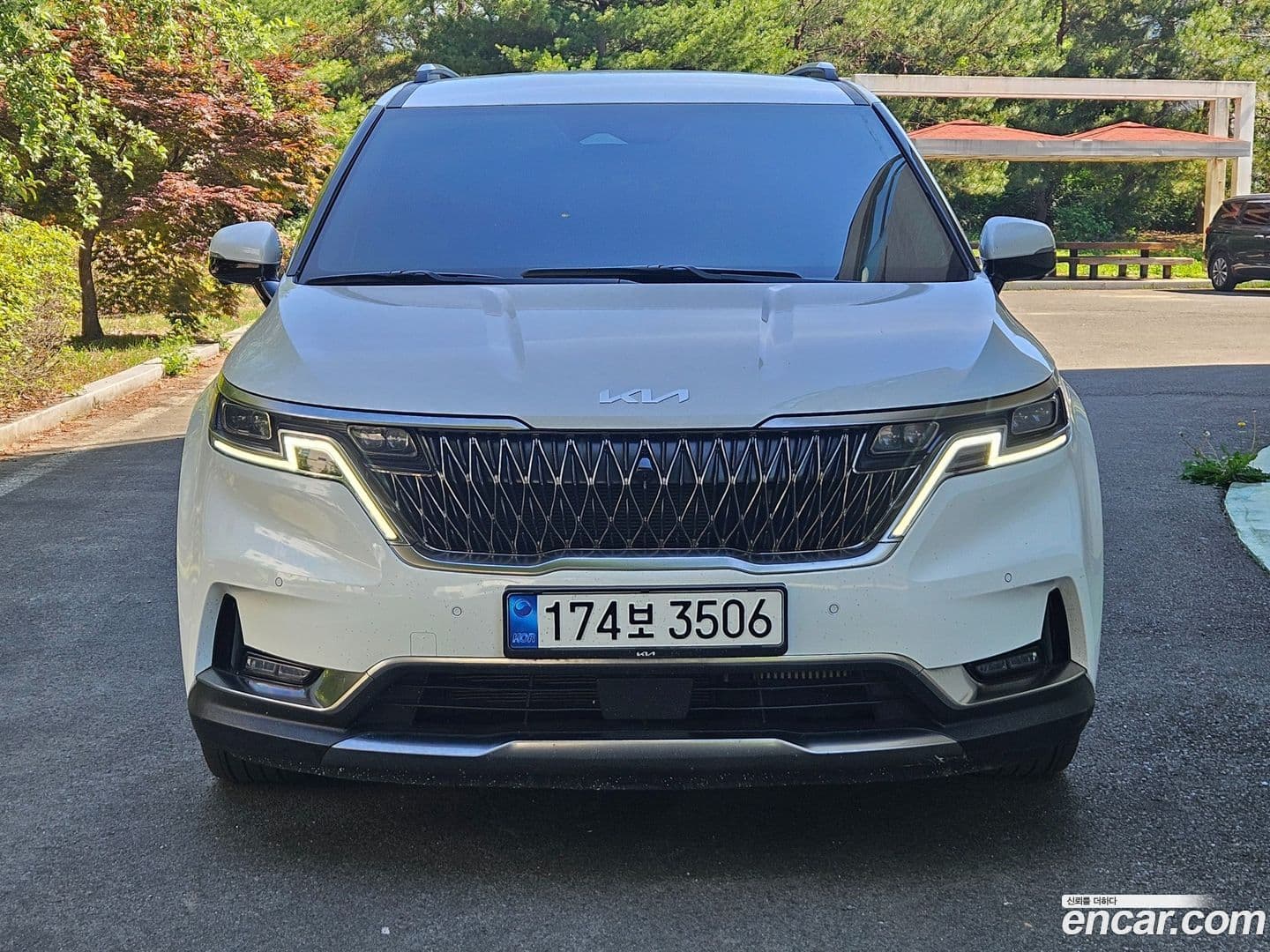 Main__Slider__Photo:Canival Kia 2023.0-0