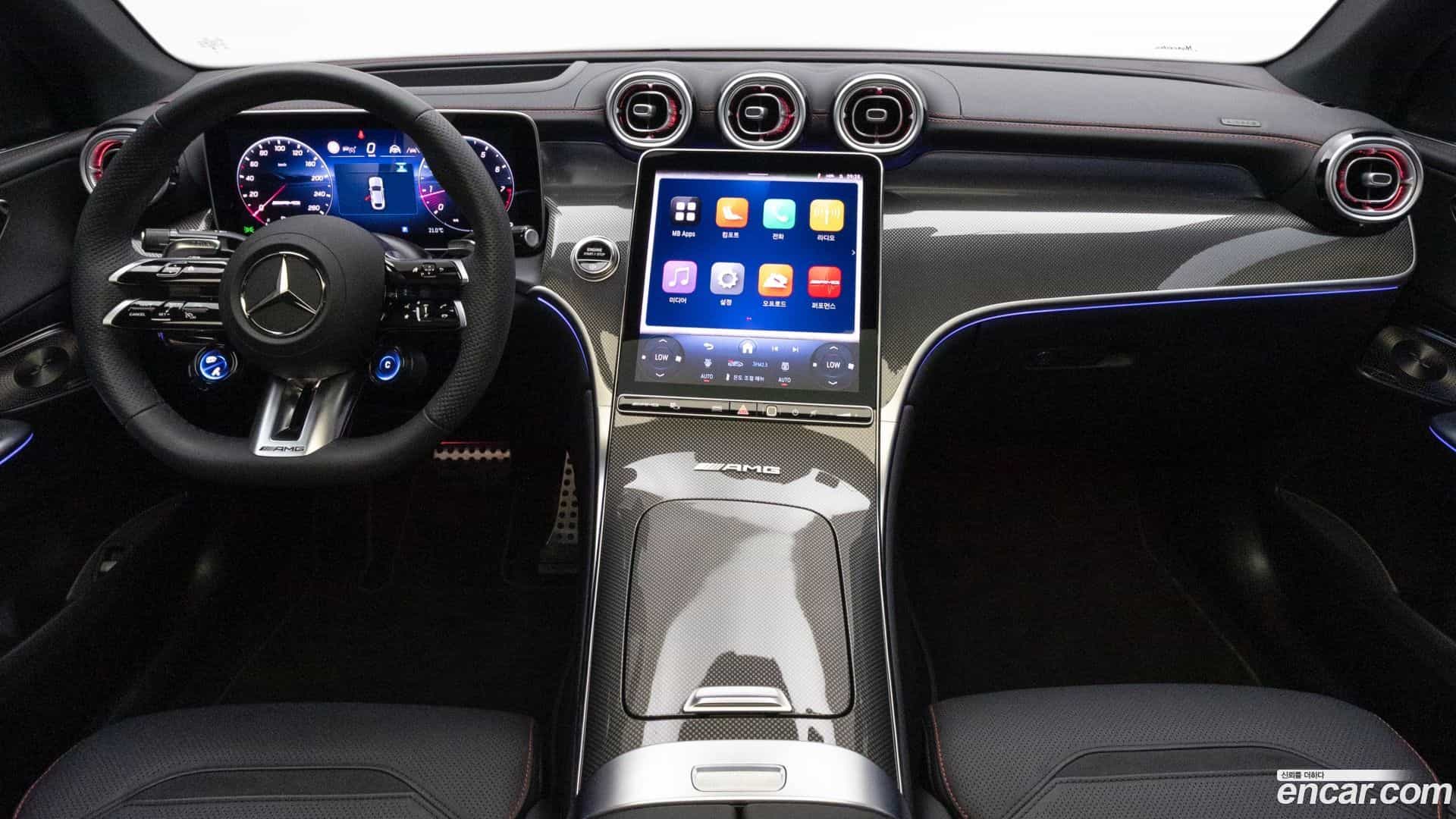 GLC-Class Mercedes-Benz 2025.8-INNER-007
