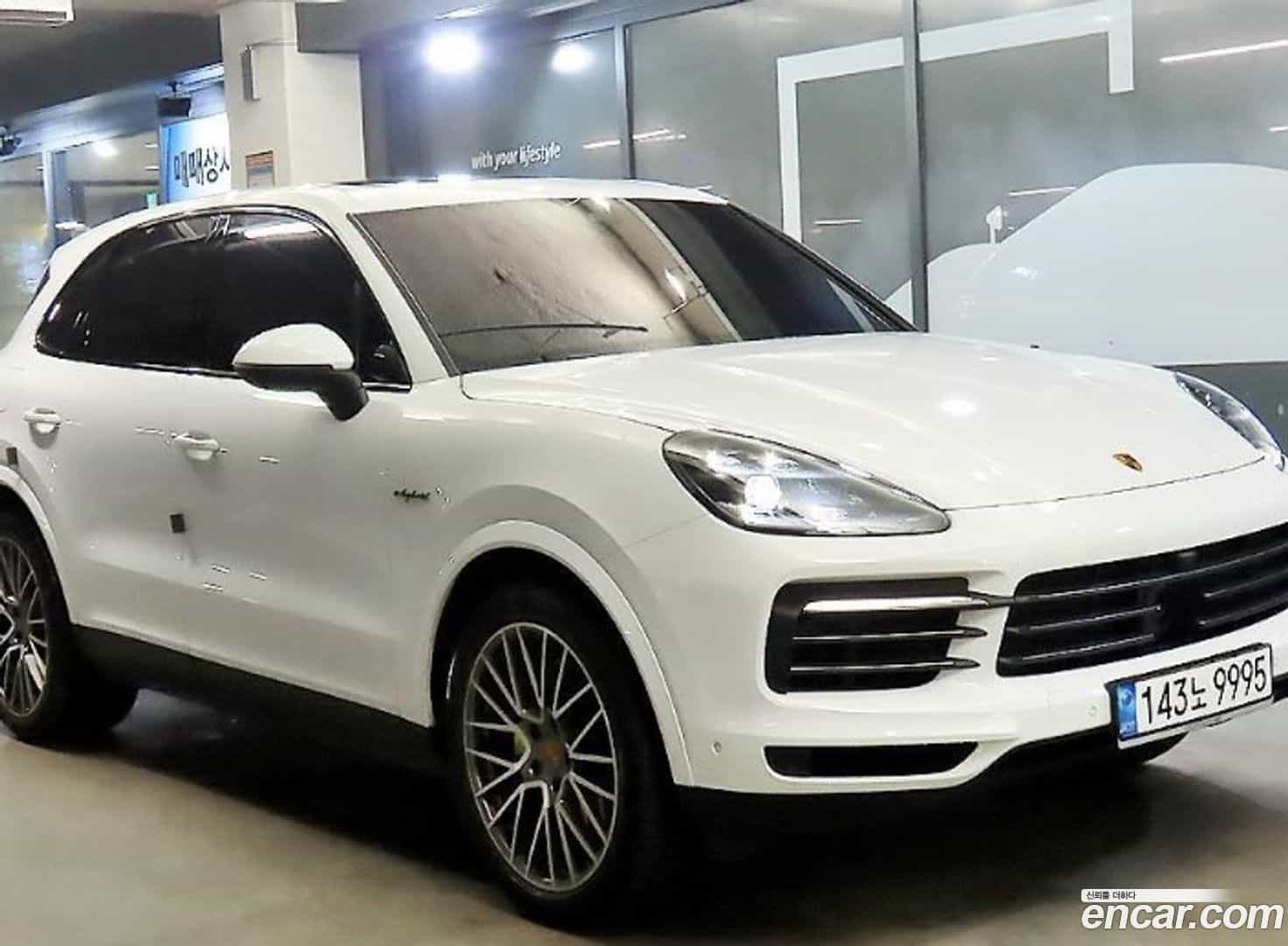 Cayenne Porsche 2022.7-OUTER-001