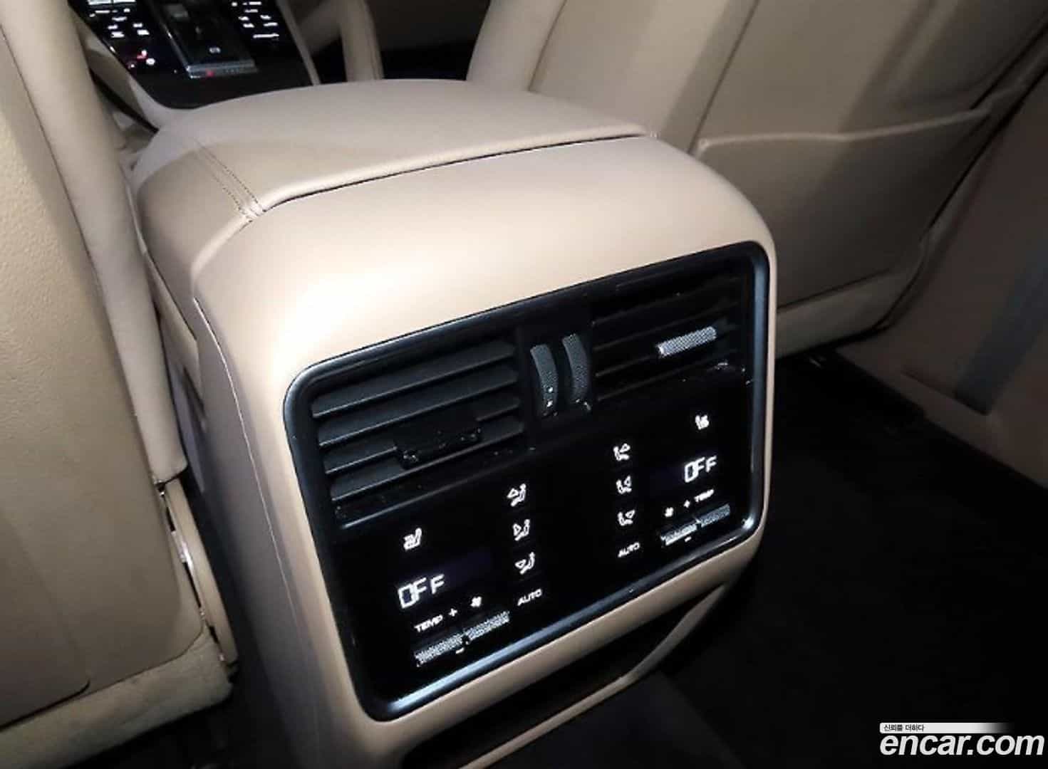 Cayenne Porsche 2022.7-OPTION-019