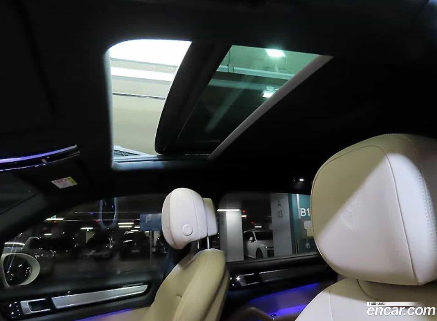 Cayenne Porsche 2022.7-OPTION-020
