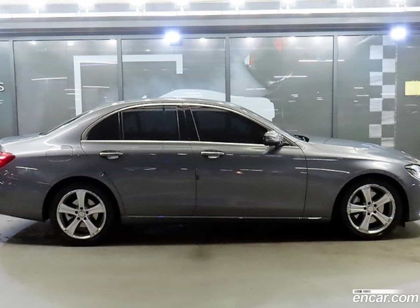 E-Class Mercedes-Benz 2016.10-OUTER-003