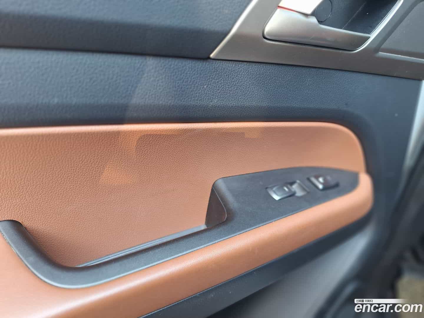 Rexton KG Mobility 2019.5-OPTION-022