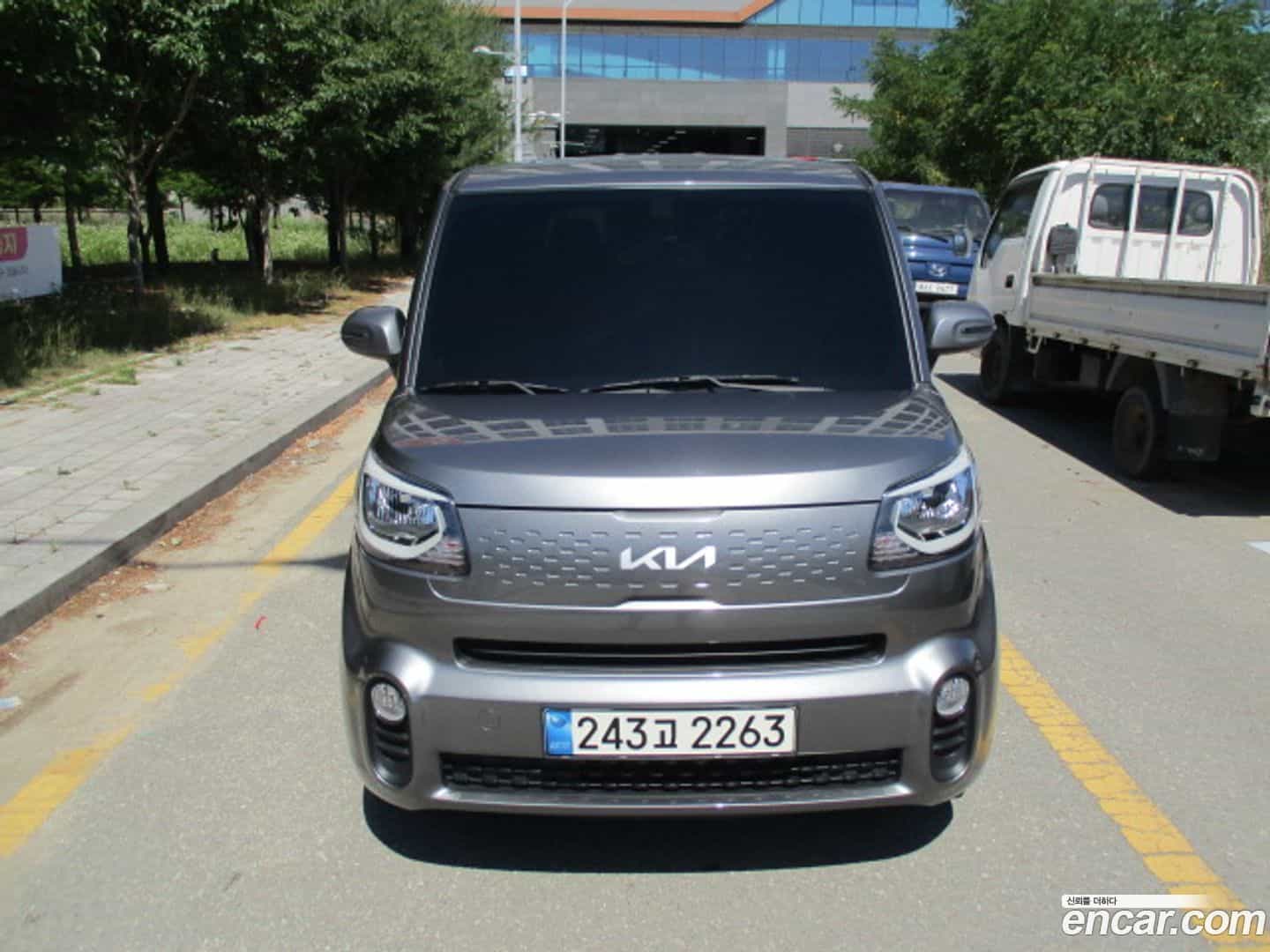 RAY Kia 2022.2-OUTER-001