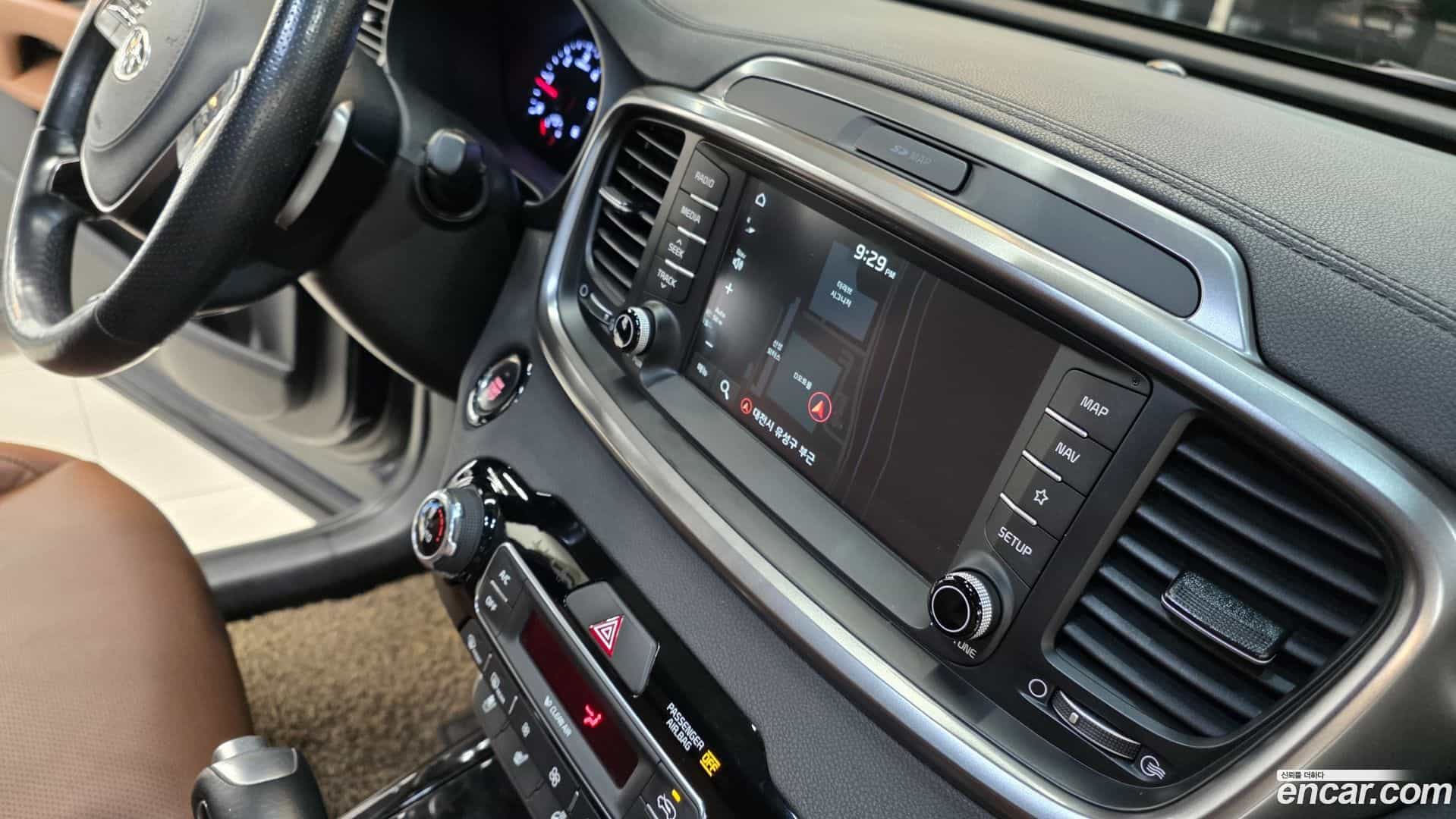 Sorento Kia 2019.9-INNER-010