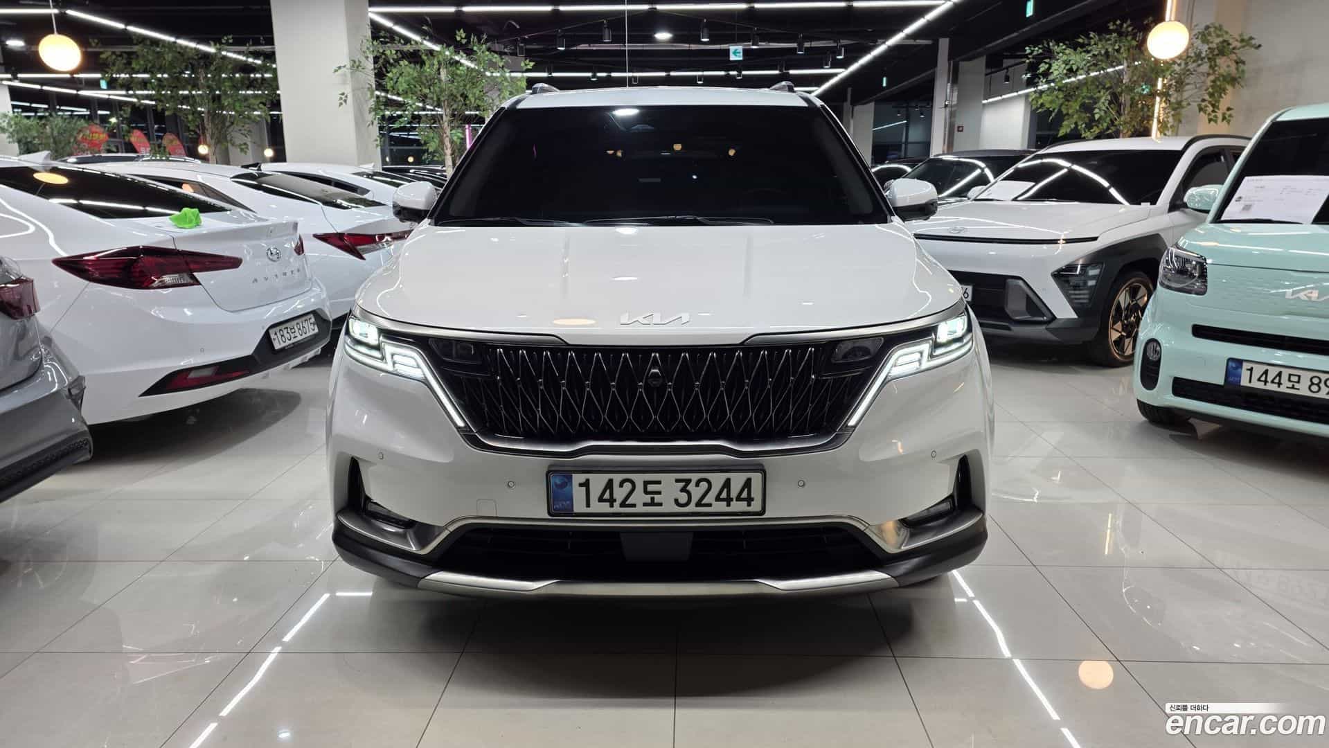 Canival Kia 2023.8-OUTER-001