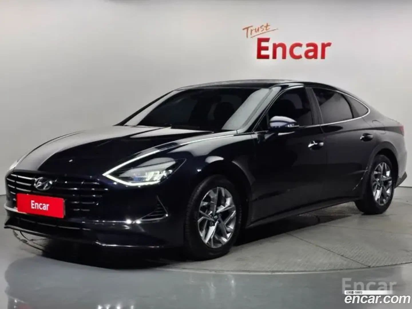 Main__Slider__Photo:Sonata Hyundai 2019.4-0