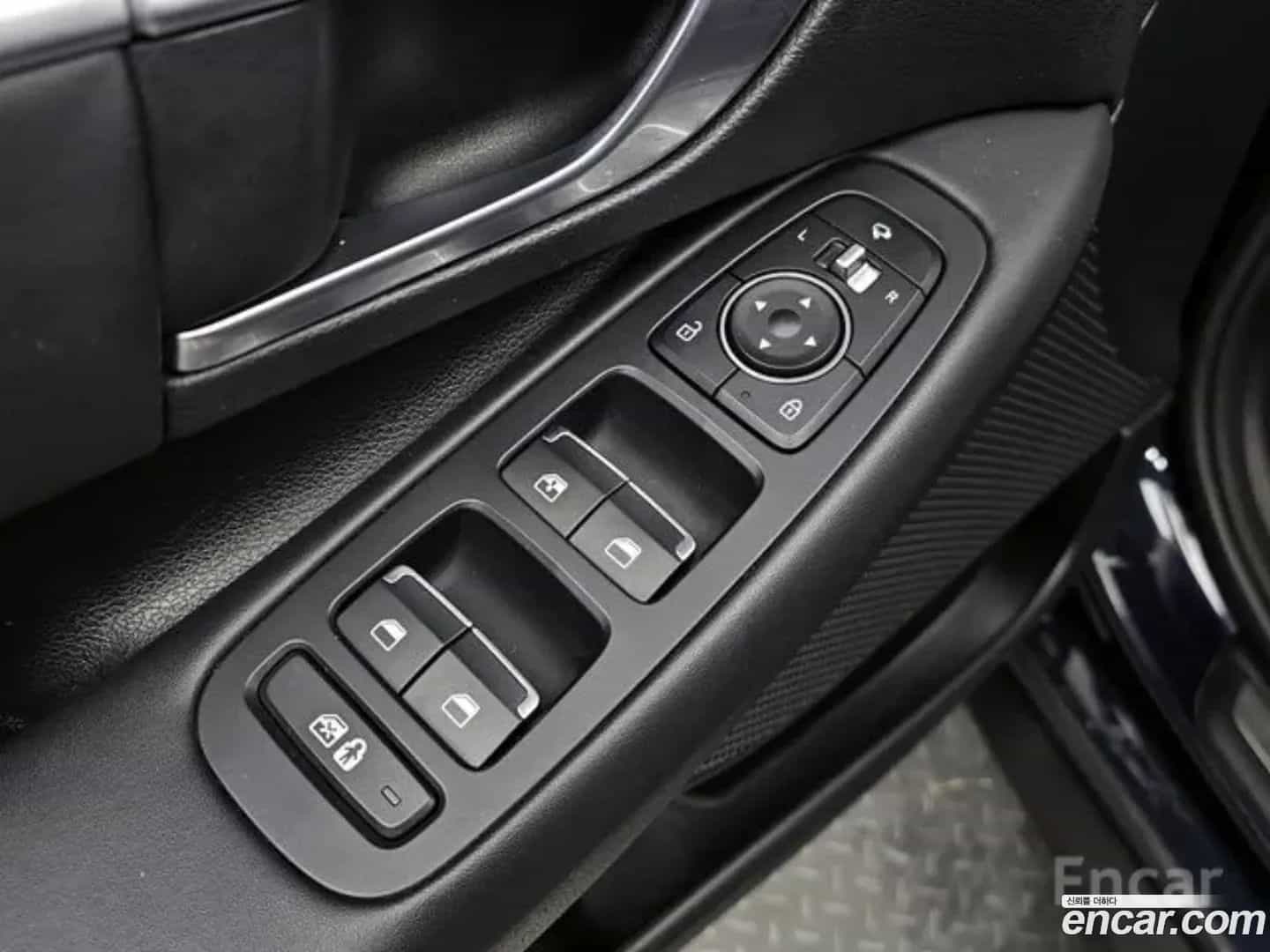 Sonata Hyundai 2019.4-OPTION-015