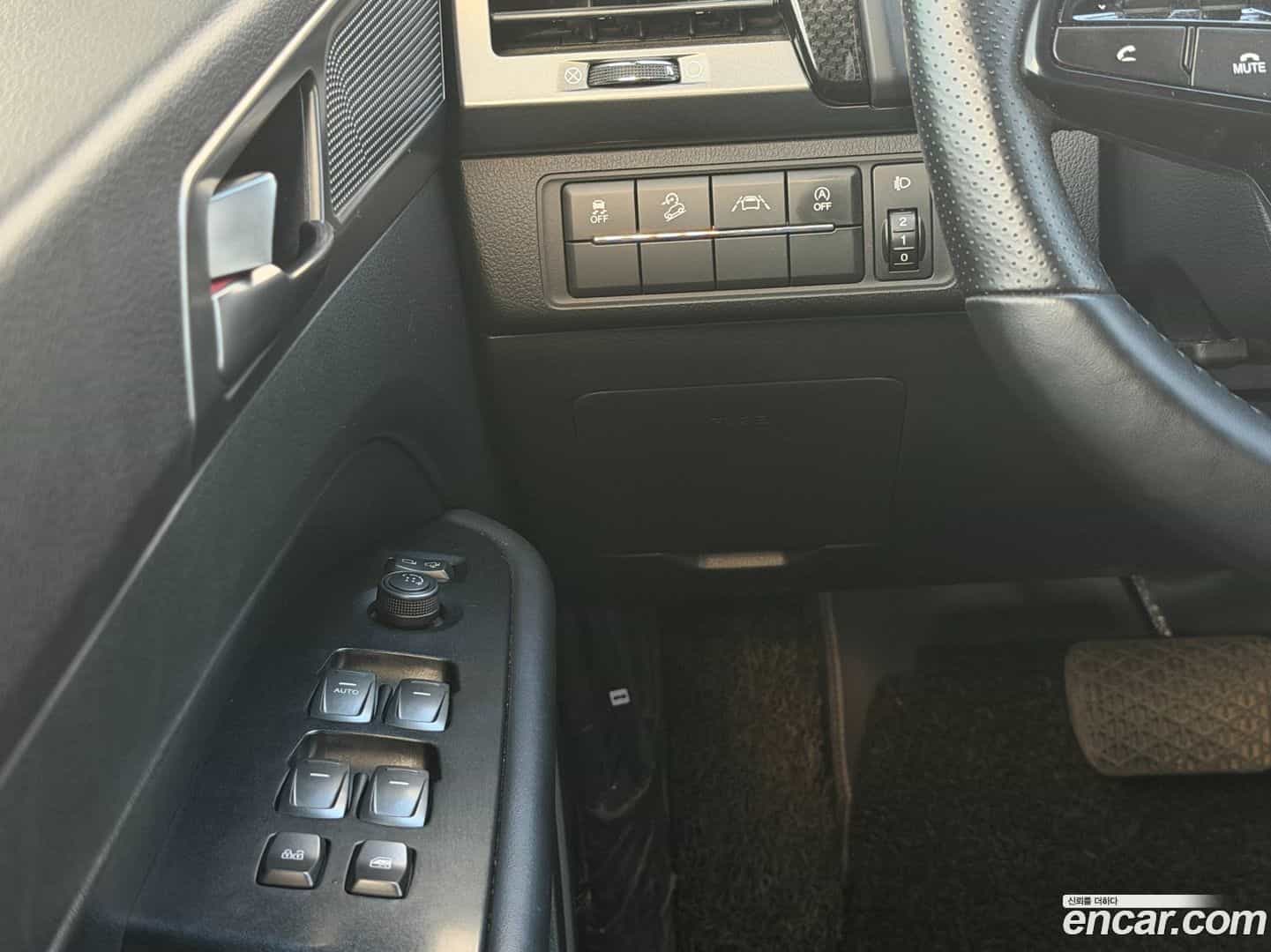 Rexton KG Mobility 2023.0-OPTION-019