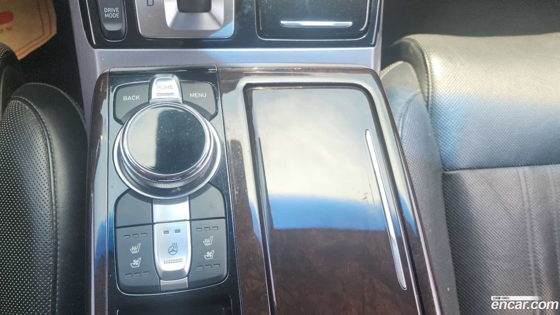 EQ900 Genesis 2016.1-OPTION-020