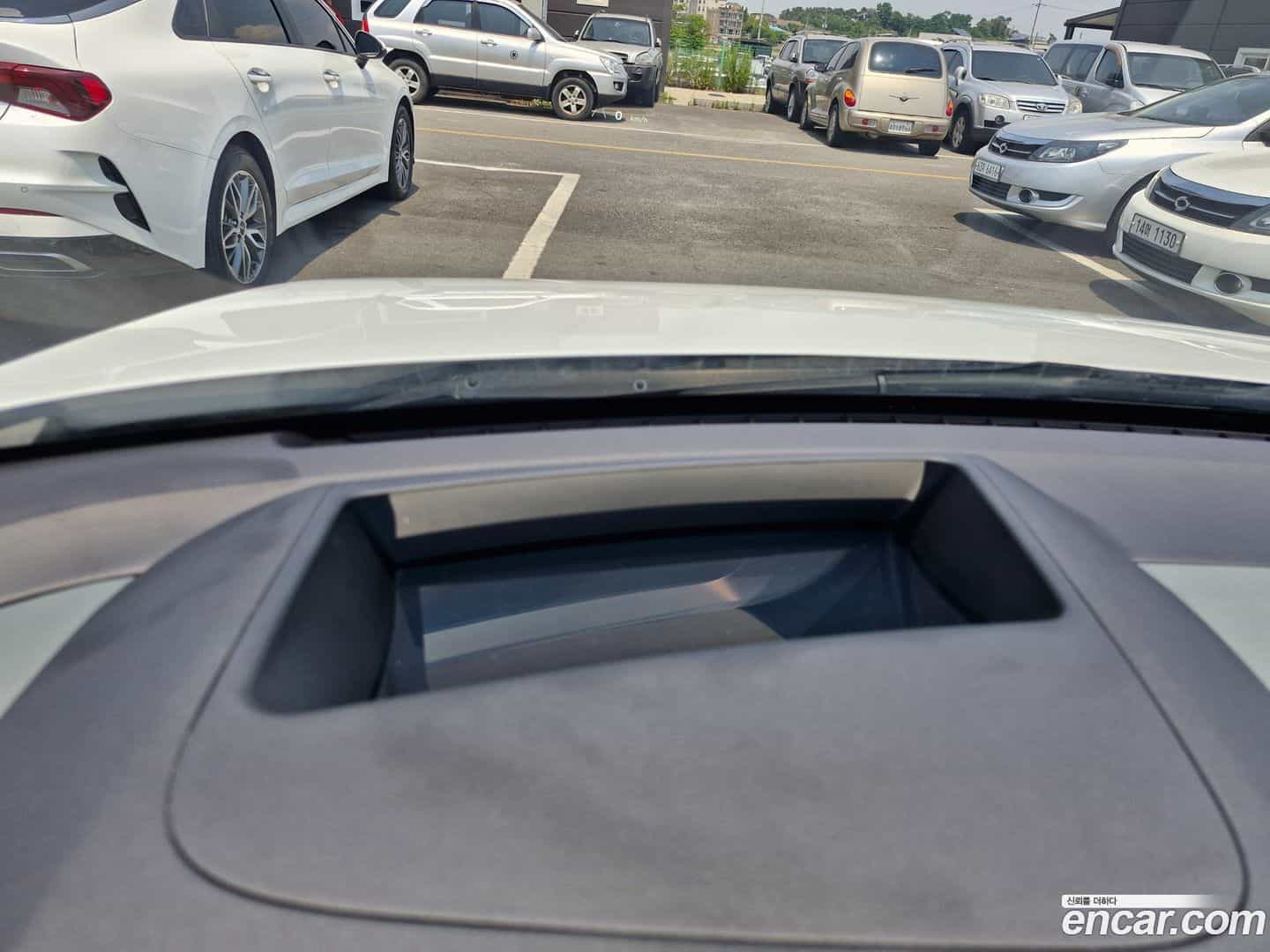 Ioniq5 Hyundai 2022.1-INNER-010