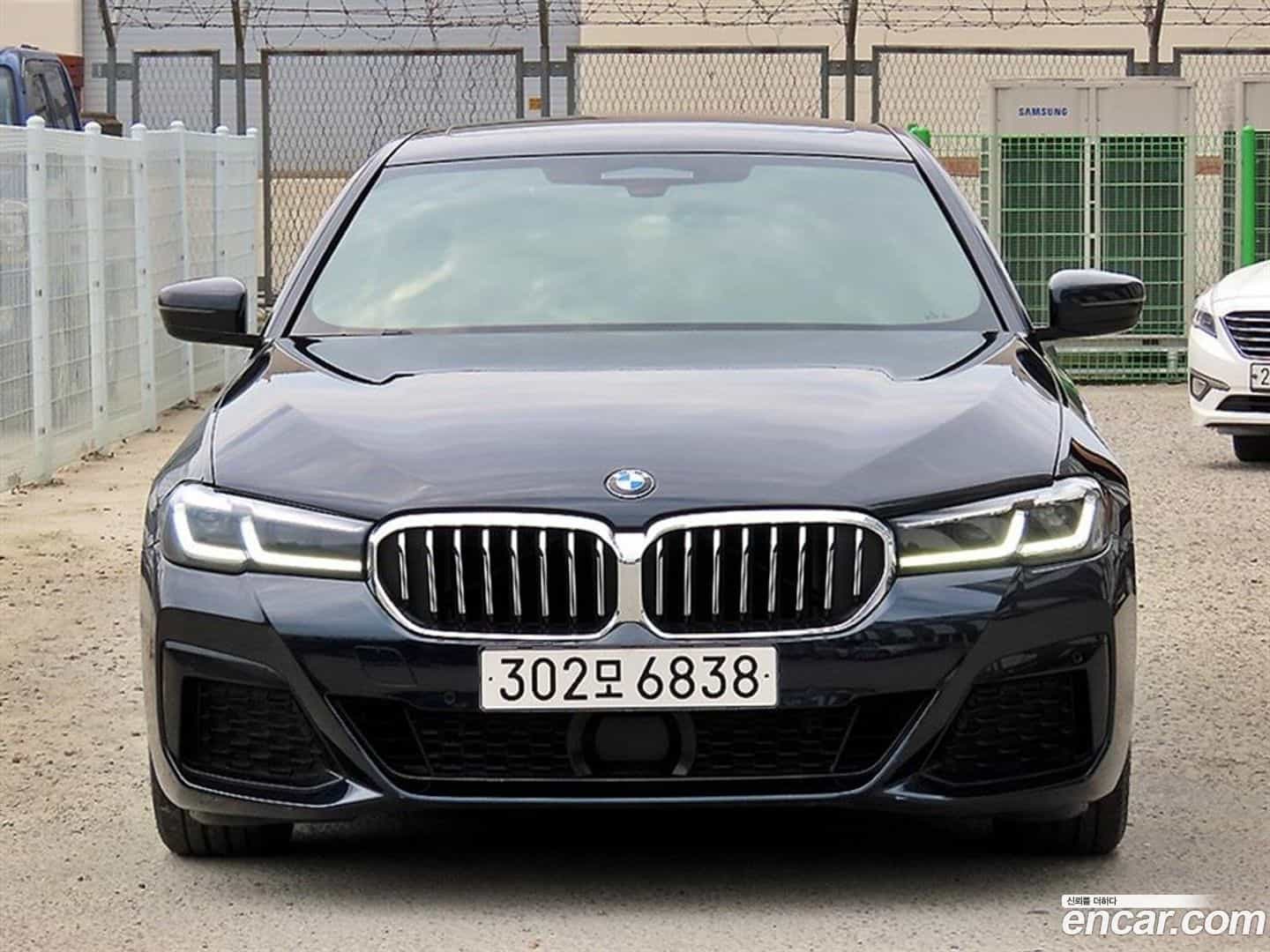 5-Series BMW 2022.6-OUTER-001