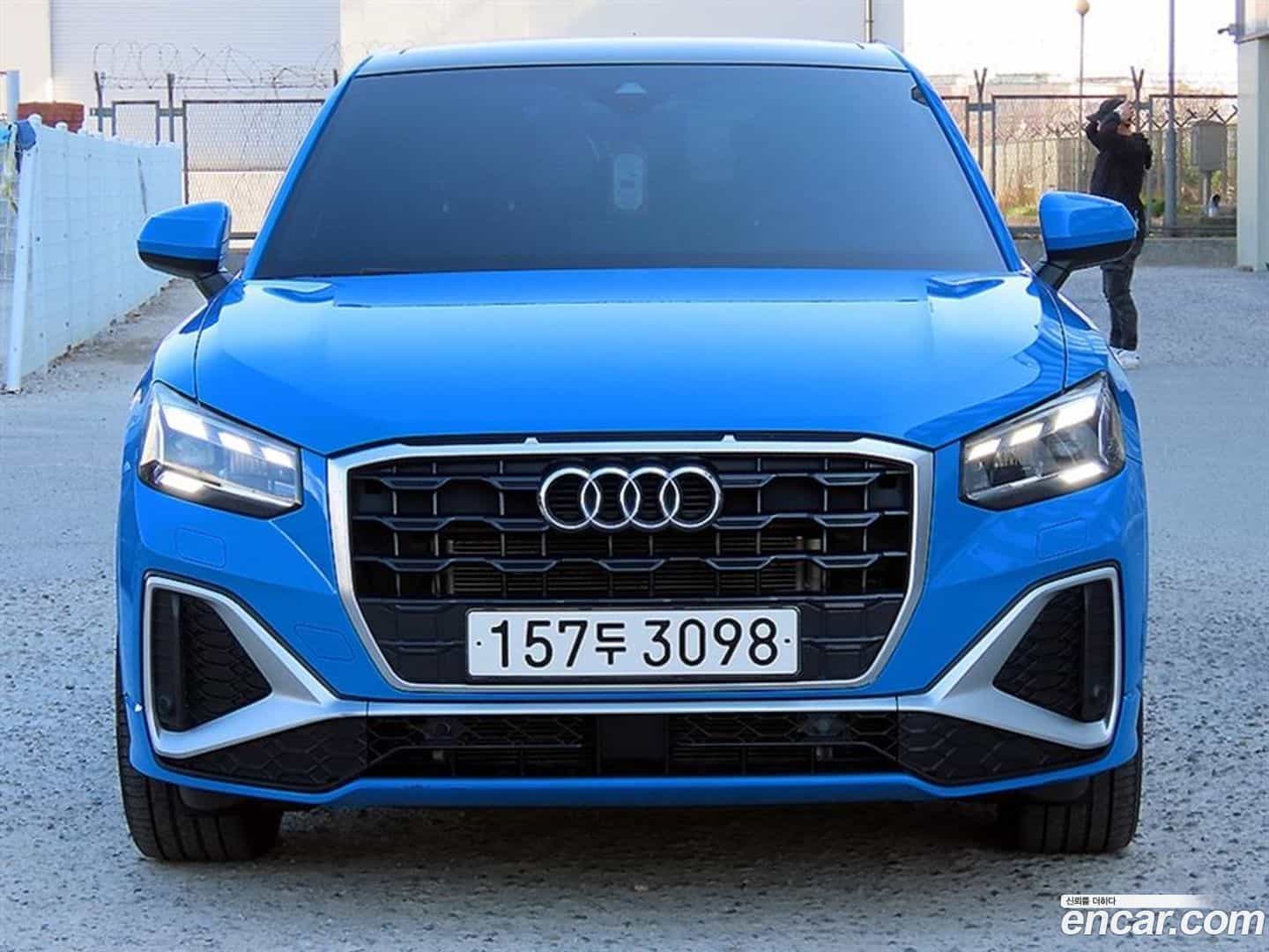 Q2 Audi 2023.1-OUTER-001