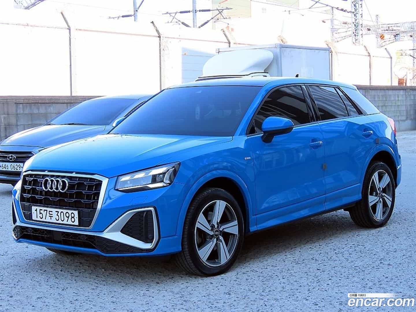 Q2 Audi 2023.1-OUTER-002