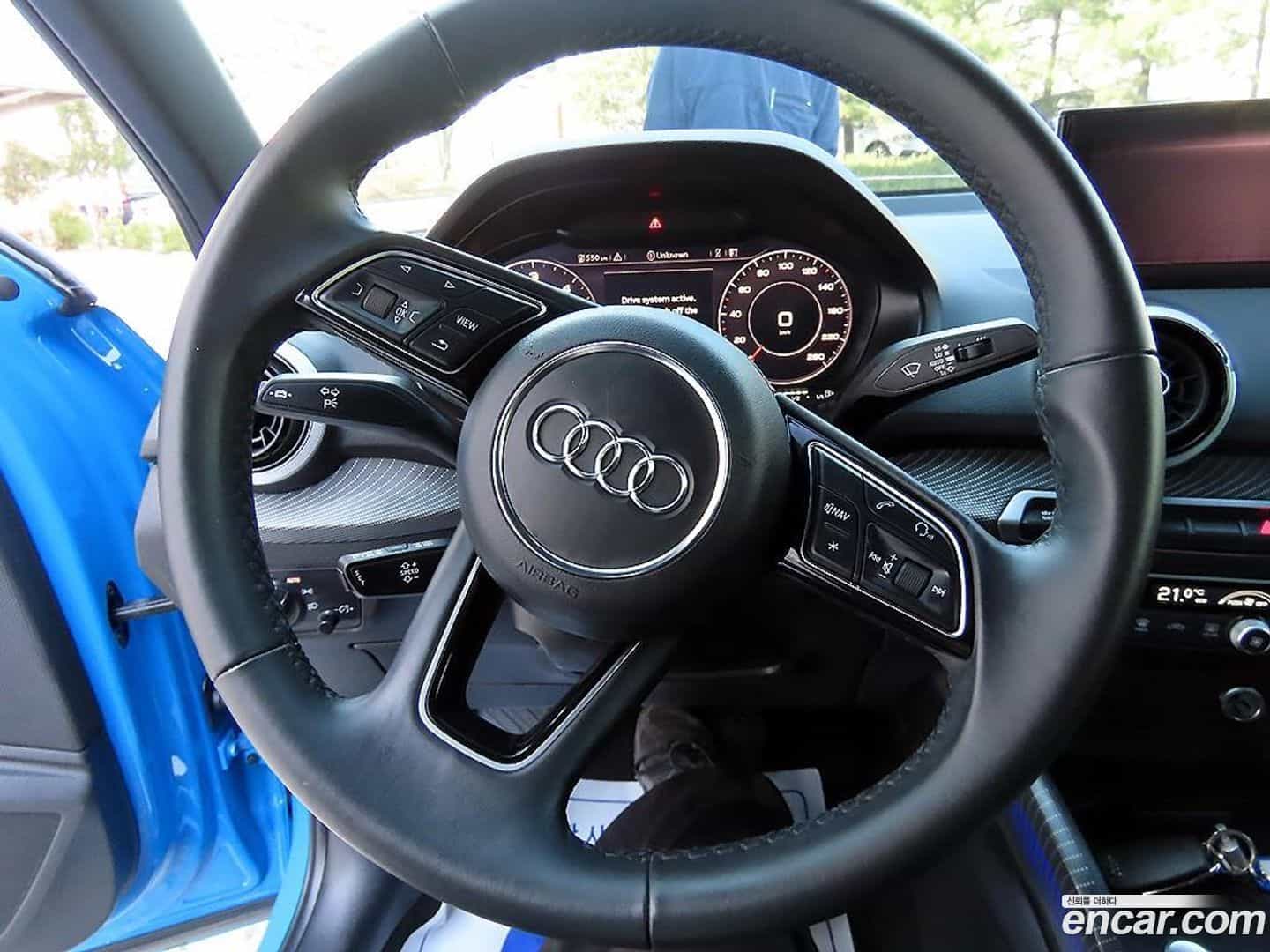 Q2 Audi 2023.1-INNER-008