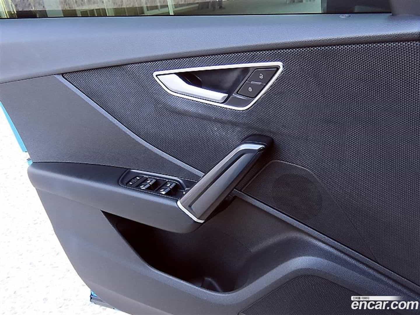 Q2 Audi 2023.1-OPTION-015