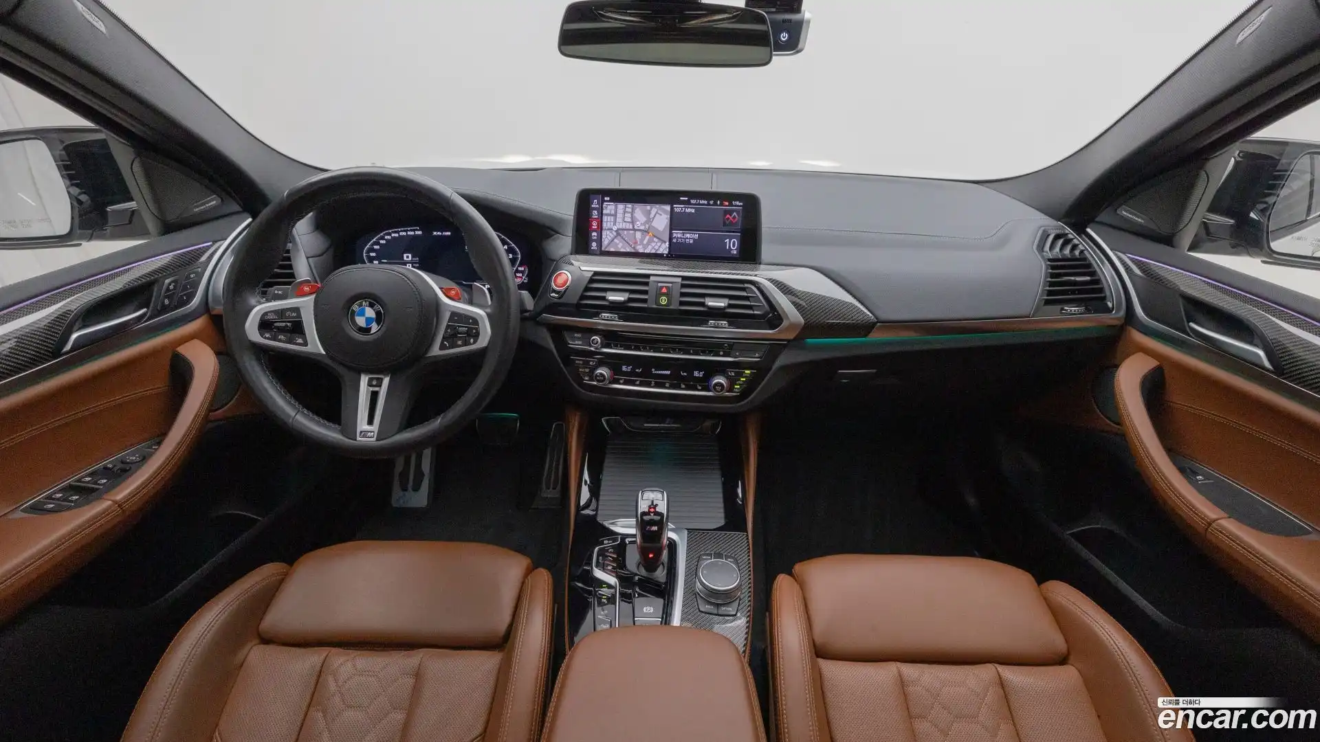 X4M BMW 2021.0-INNER-008
