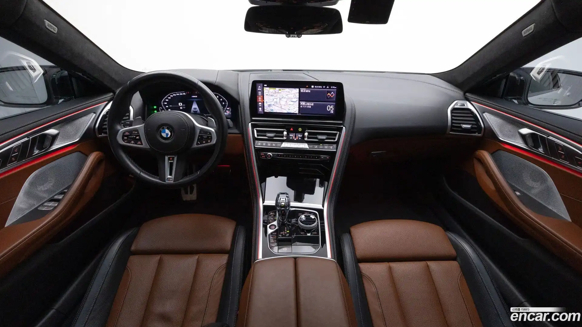 8-Series BMW 2023.5-INNER-008