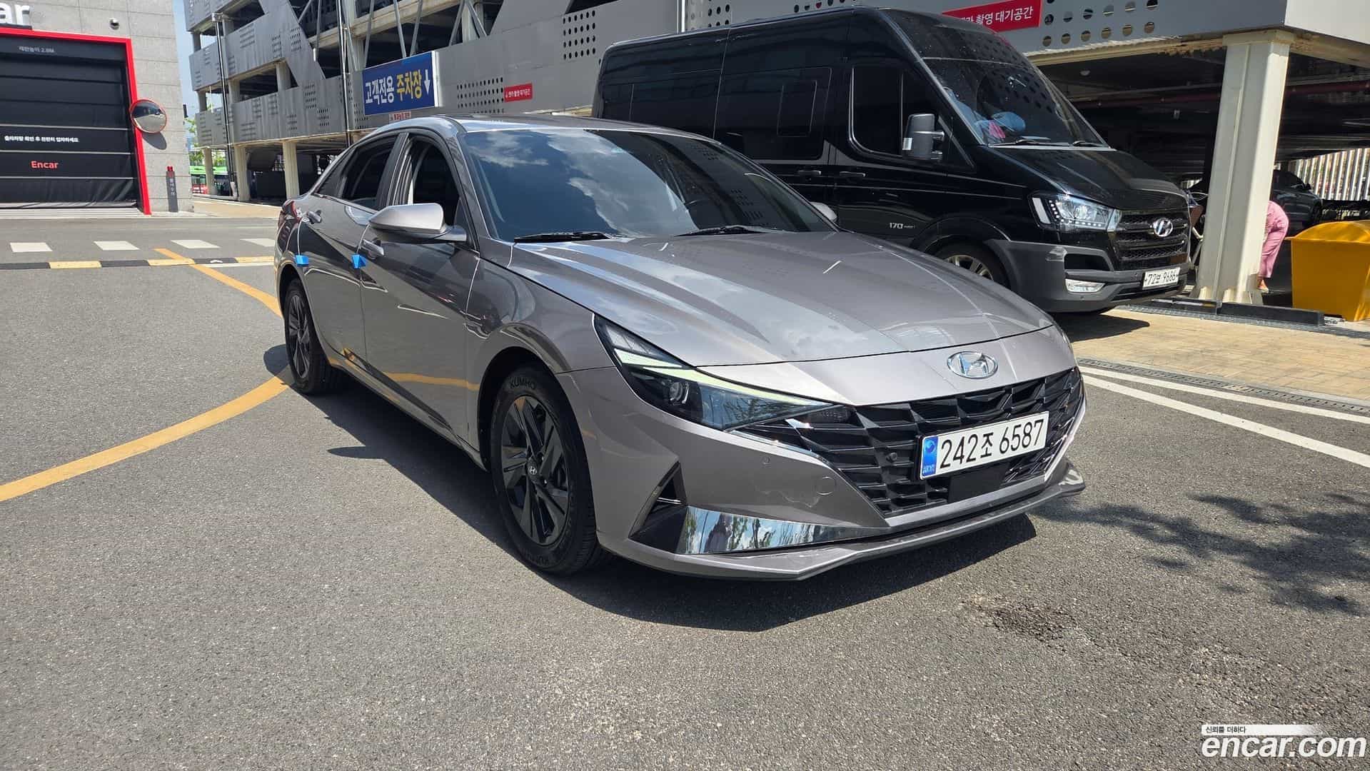 AVANTE Hyundai 2022.0-OUTER-003