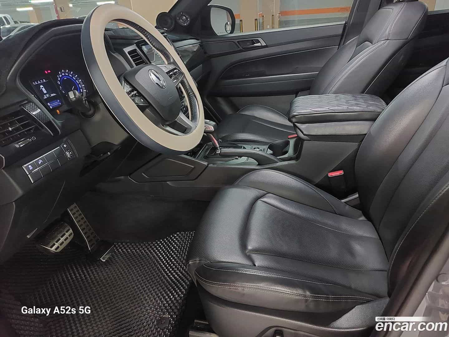 Rexton KG Mobility 2020.1-INNER-007