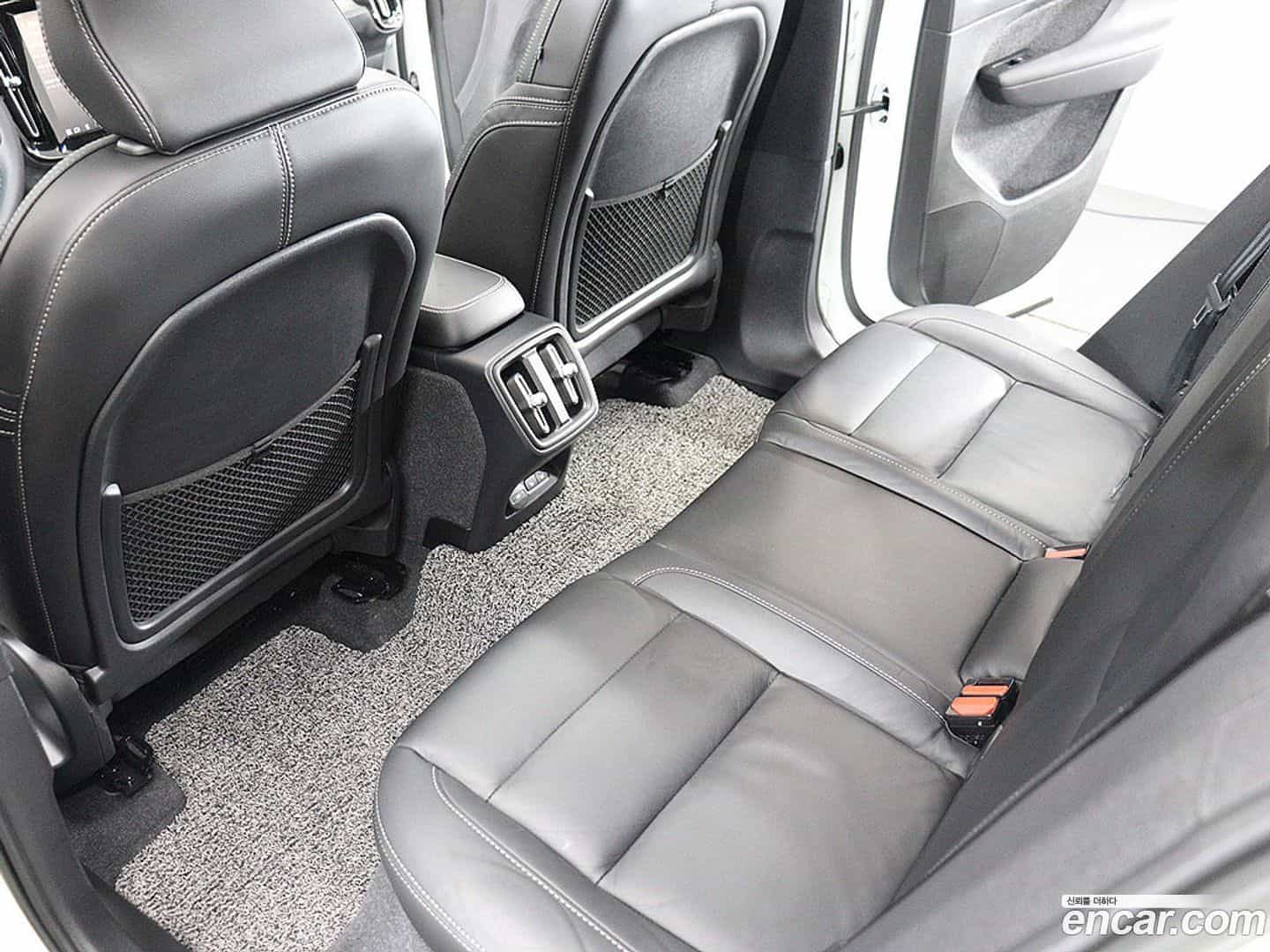 XC40 Volvo 2023.2-INNER-010