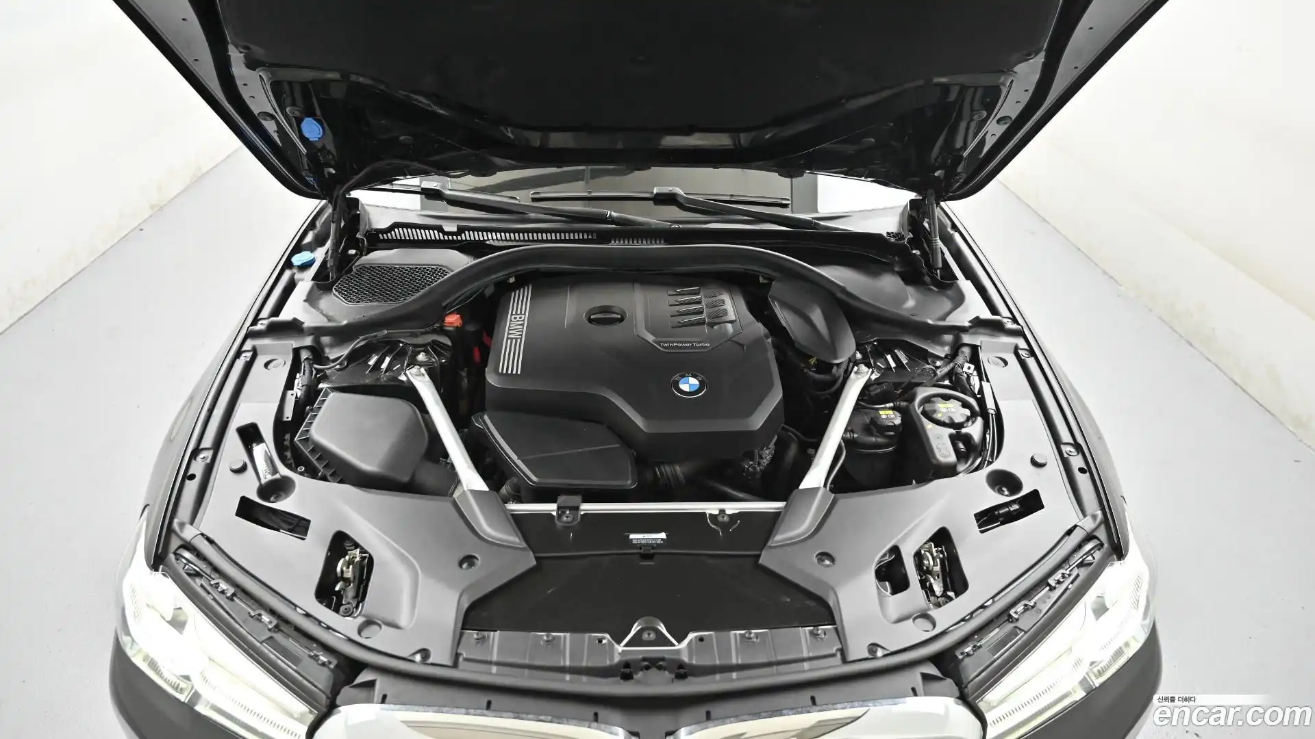 5-Series BMW 2022.4-INNER-008
