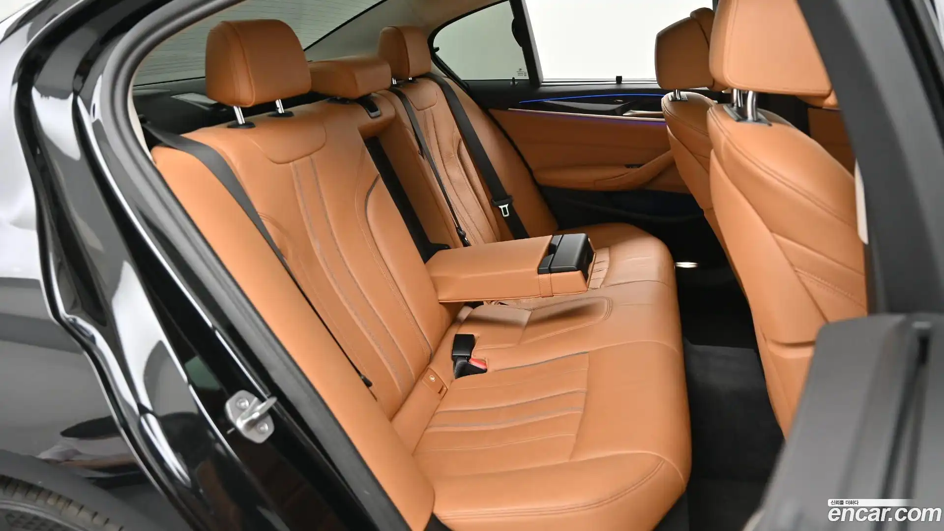 5-Series BMW 2022.4-OPTION-016