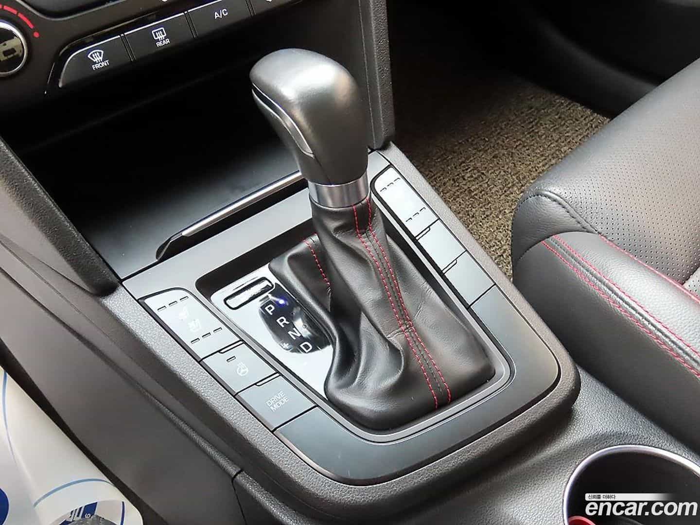 AVANTE Hyundai 2017.10-INNER-010