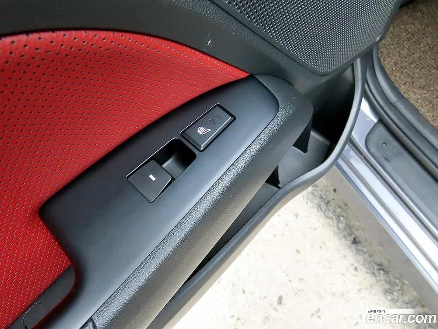 AVANTE Hyundai 2017.10-OPTION-021