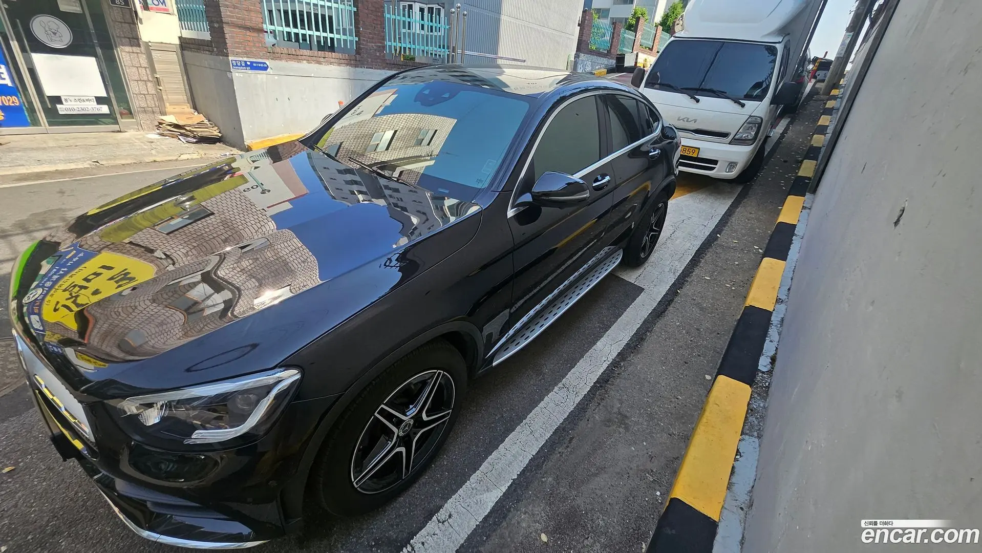 Main__Slider__Photo:GLC-Class Mercedes-Benz 2022.5-0