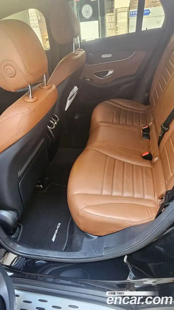 GLC-Class Mercedes-Benz 2022.5-OPTION-018