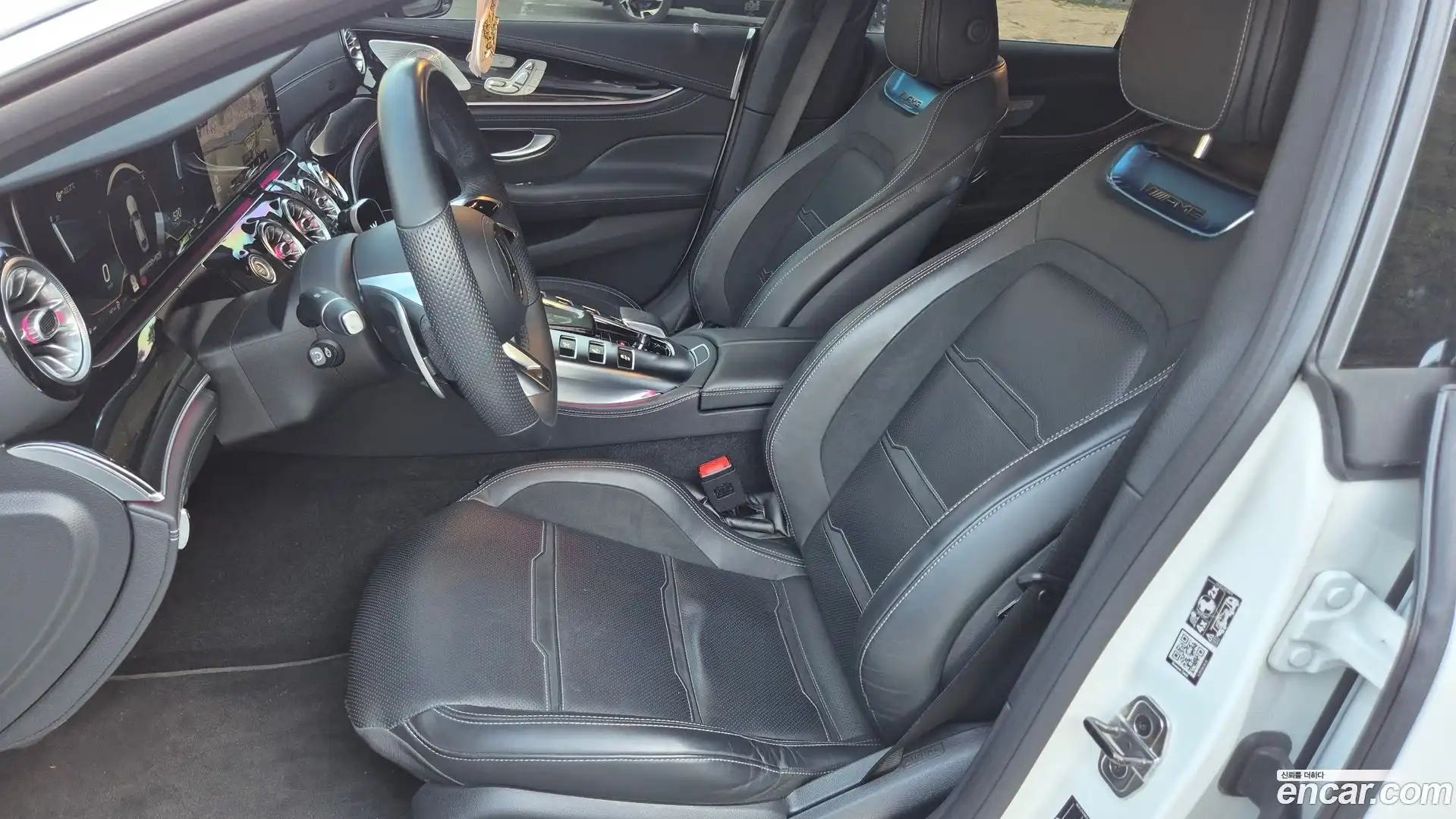 AMG GT Mercedes-Benz 2022.6-INNER-008