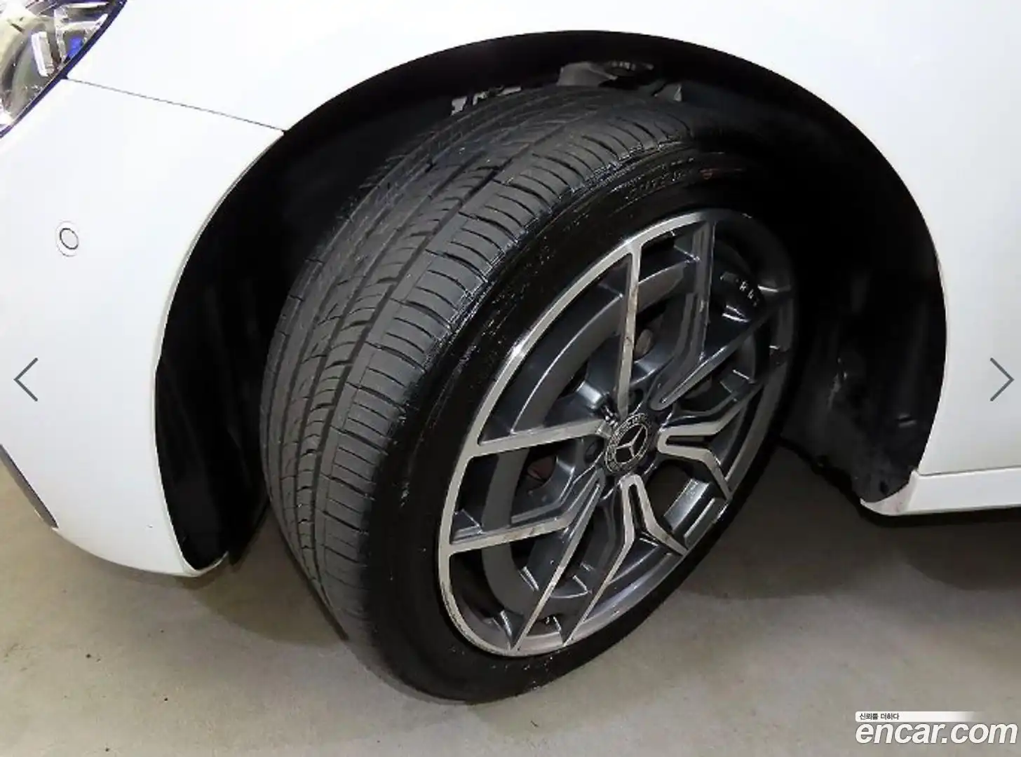 E-Class Mercedes-Benz 2020.11-OPTION-024