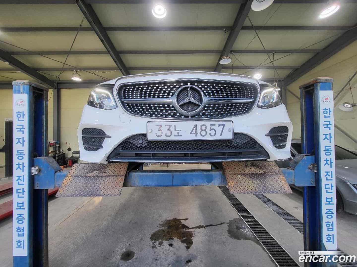 E-Class Mercedes-Benz 2018.10-OUTER-001