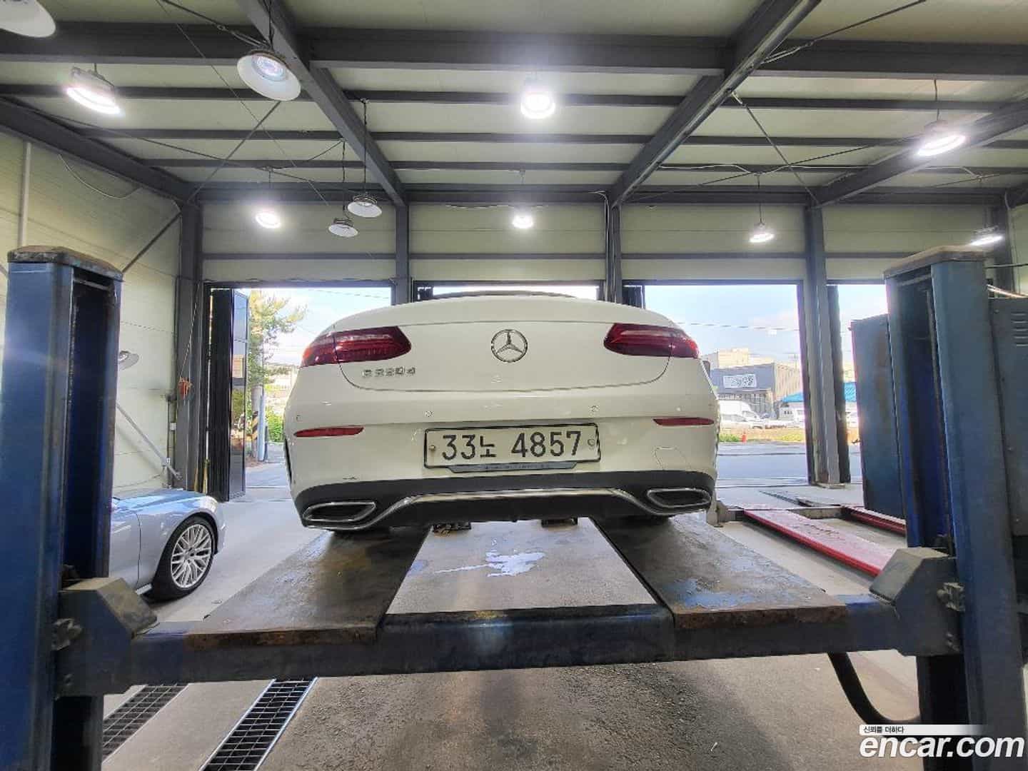 E-Class Mercedes-Benz 2018.10-OUTER-002