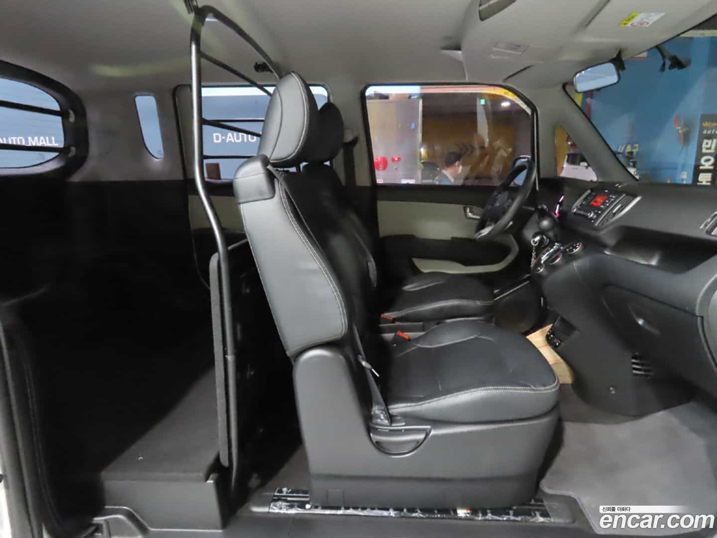 RAY Kia 2023.1-INNER-008