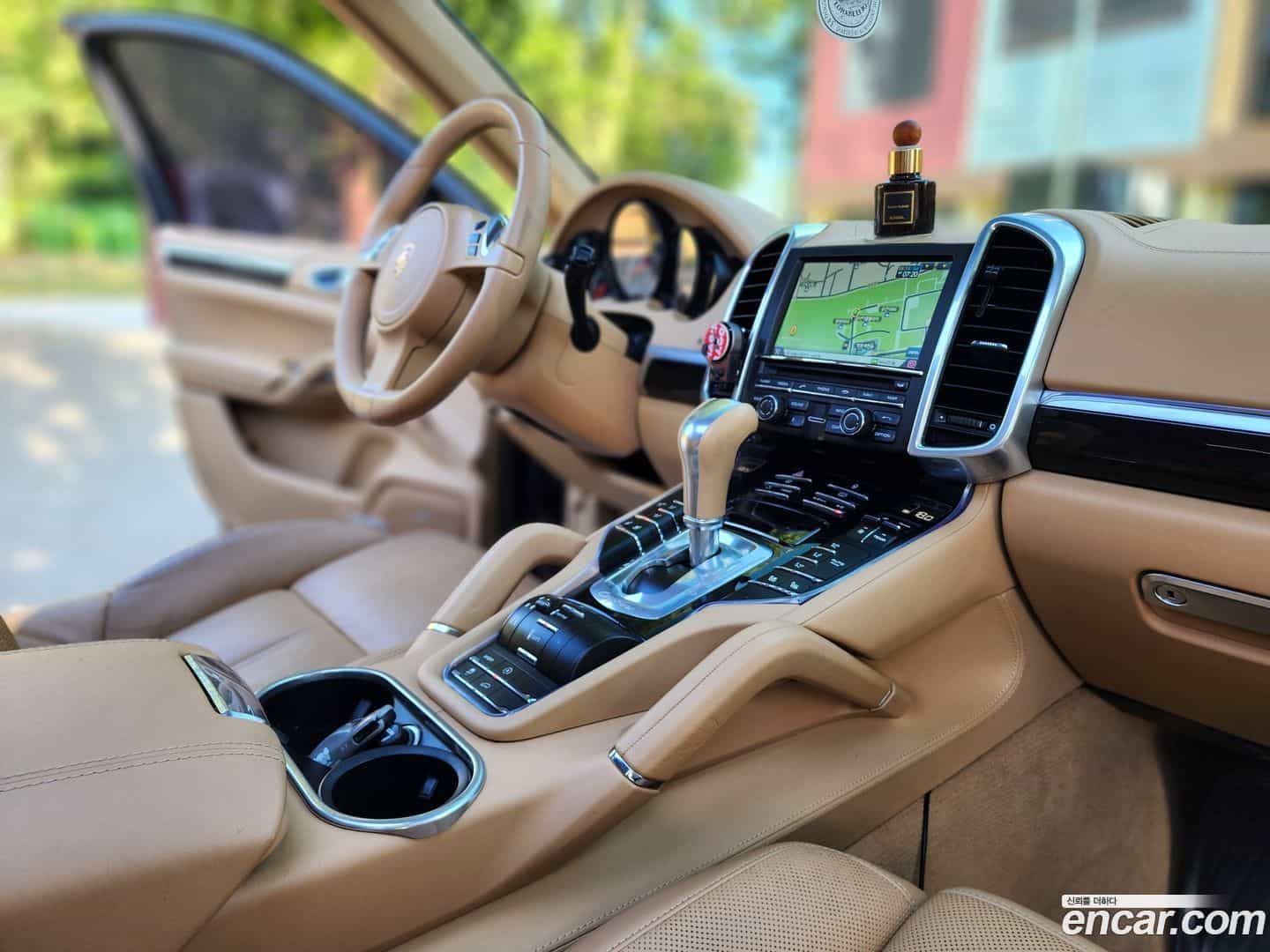 Cayenne Porsche 2013.3-OPTION-015