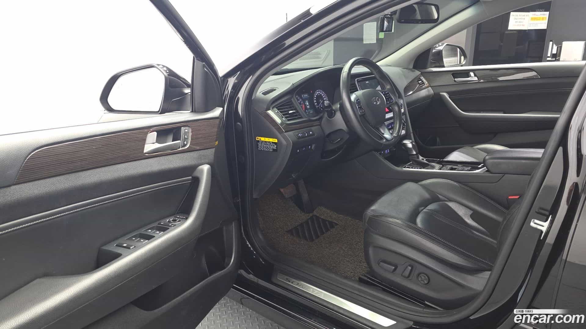 Sonata Hyundai 2018.9-INNER-010