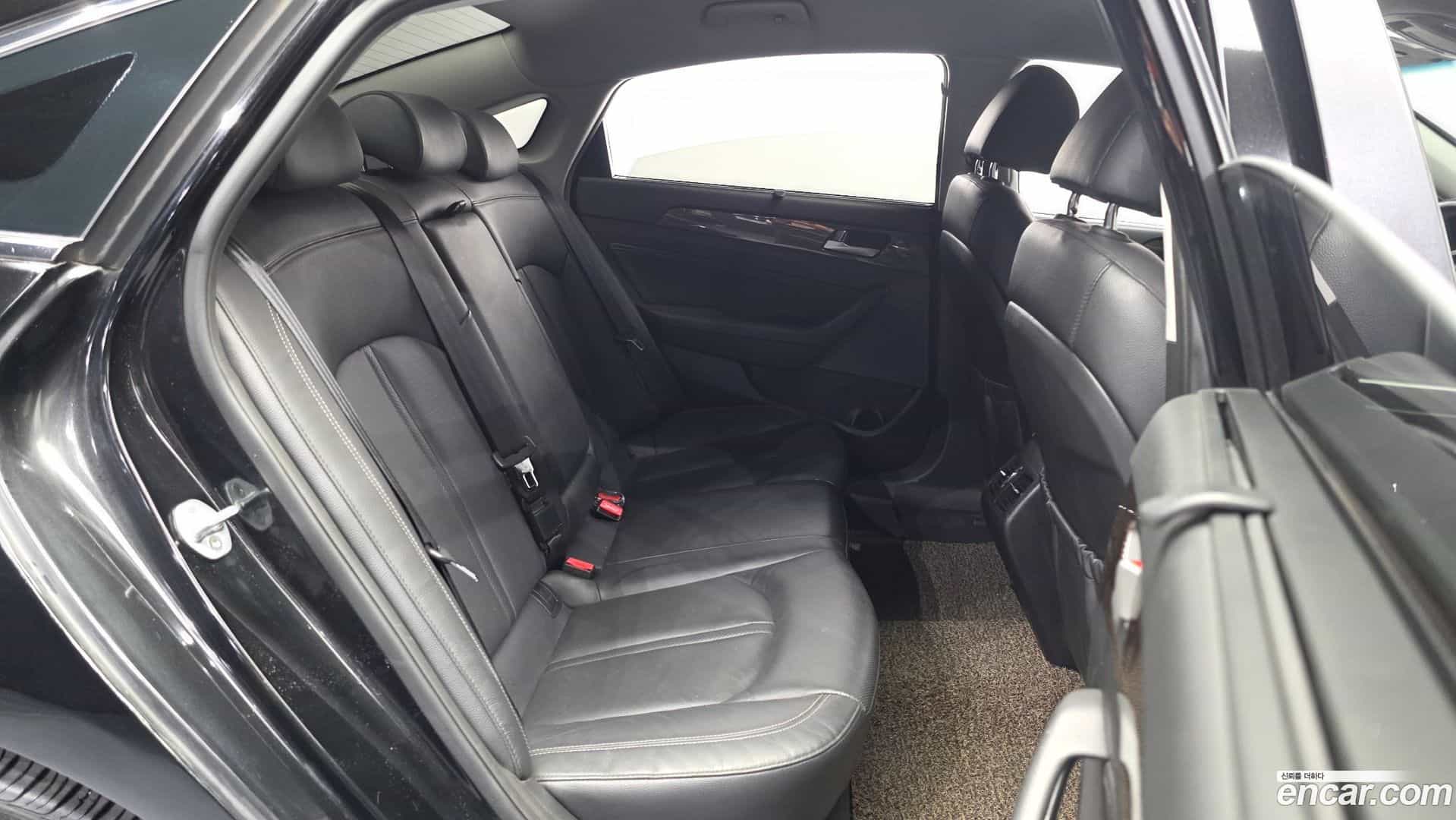 Sonata Hyundai 2018.9-OPTION-015