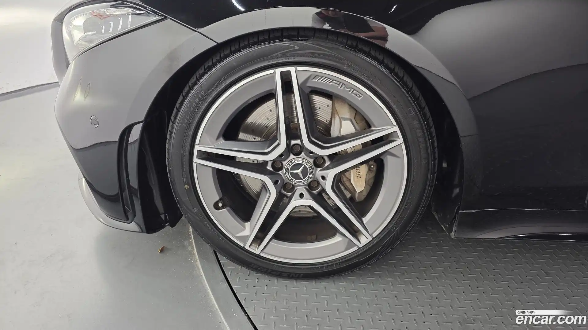 CLS-Class Mercedes-Benz 2019.11-OUTER-005