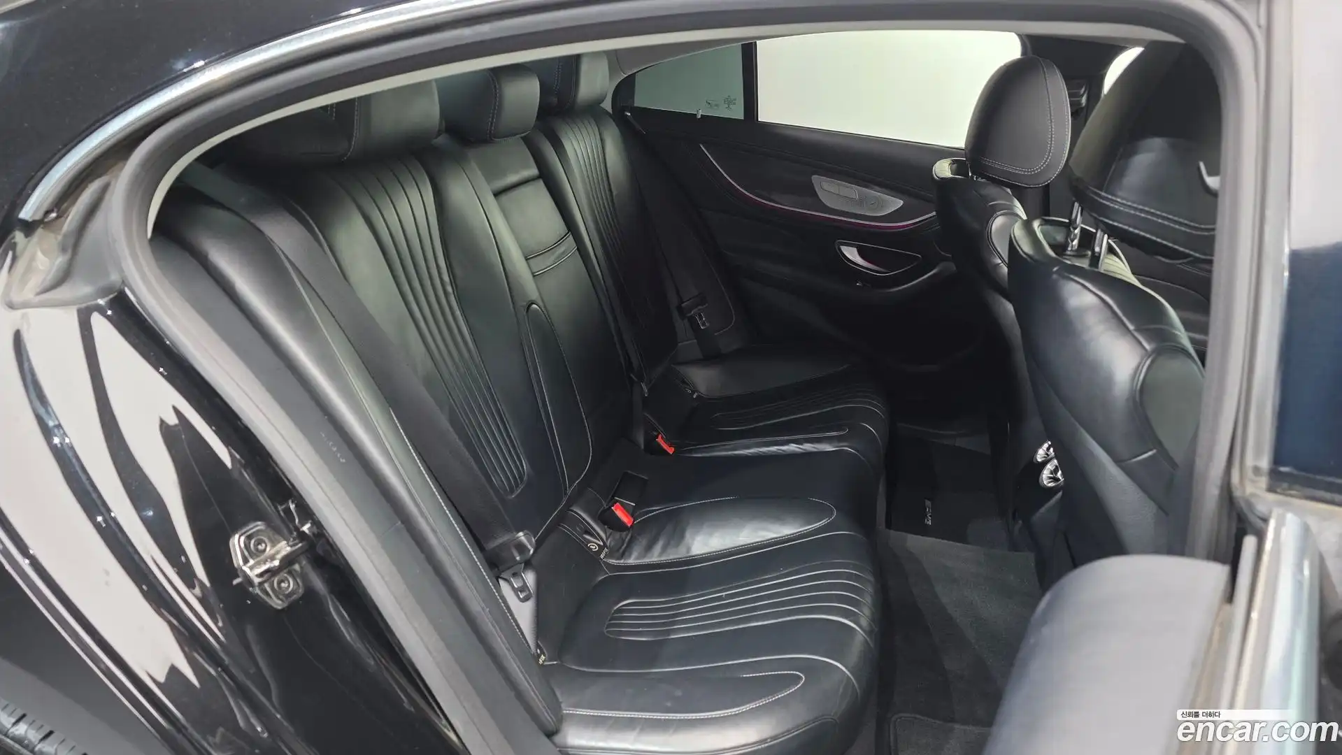 CLS-Class Mercedes-Benz 2019.11-OPTION-015