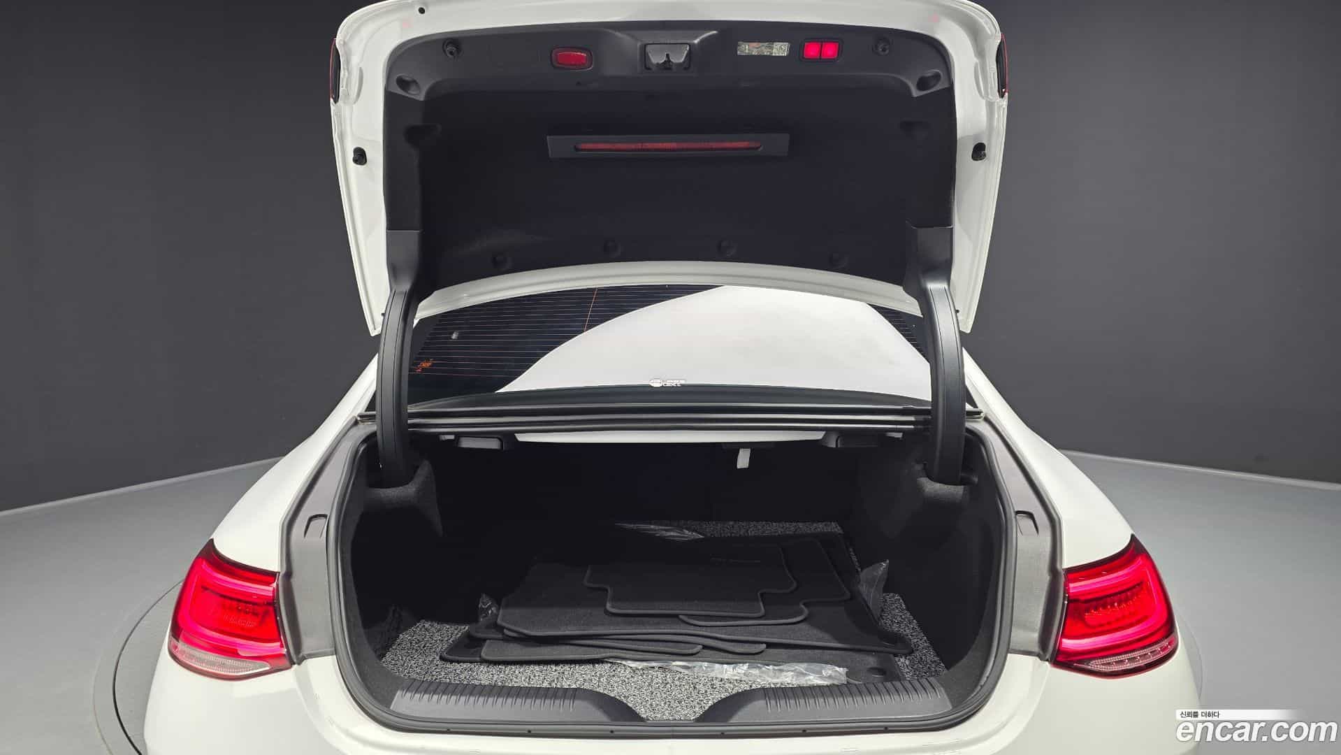 CLS-Class Mercedes-Benz 2023.7-OPTION-024