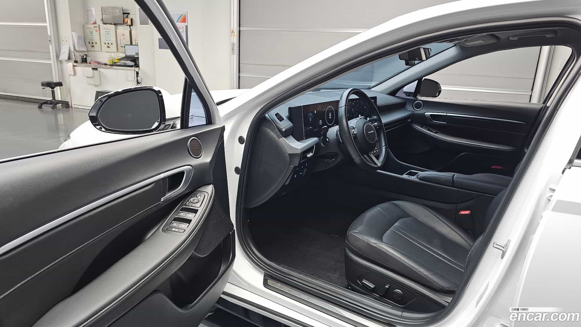 Sonata Hyundai 2023.6-INNER-010