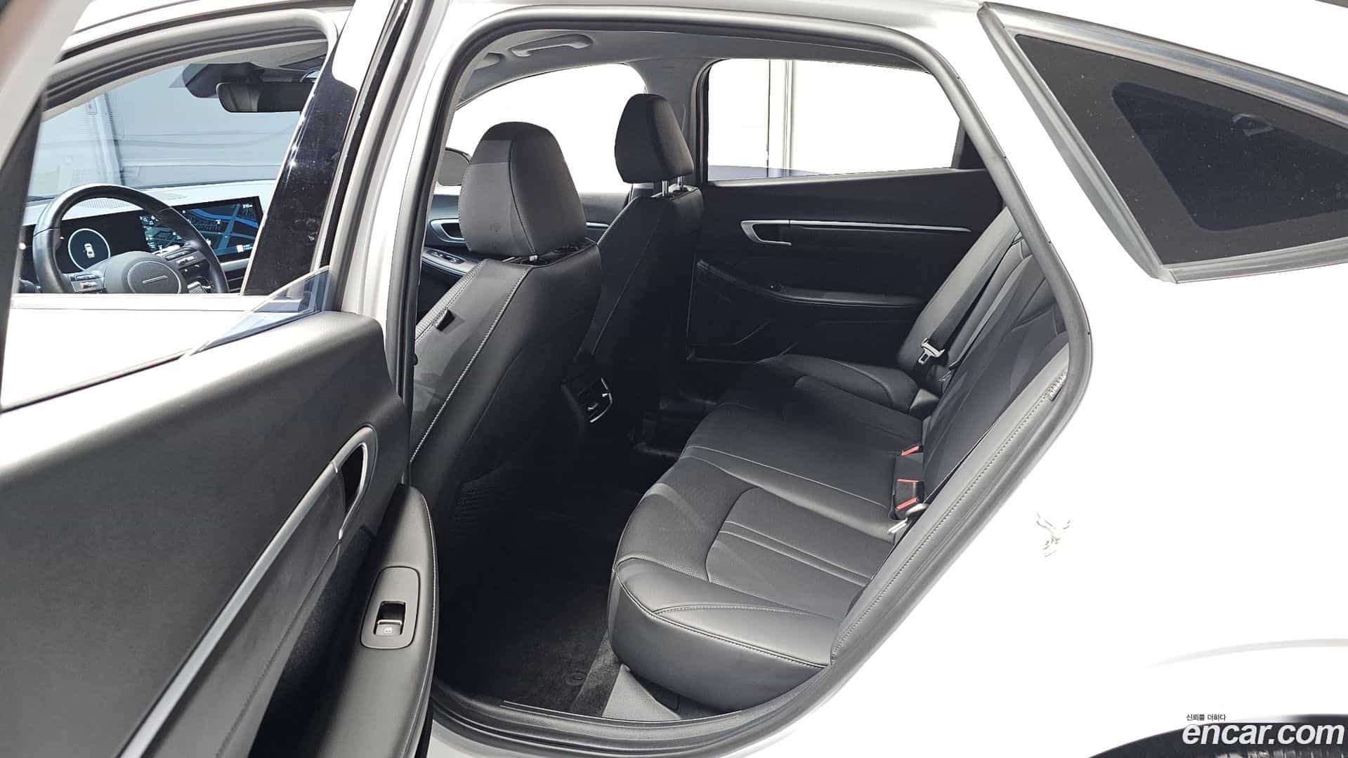 Sonata Hyundai 2023.6-OPTION-015
