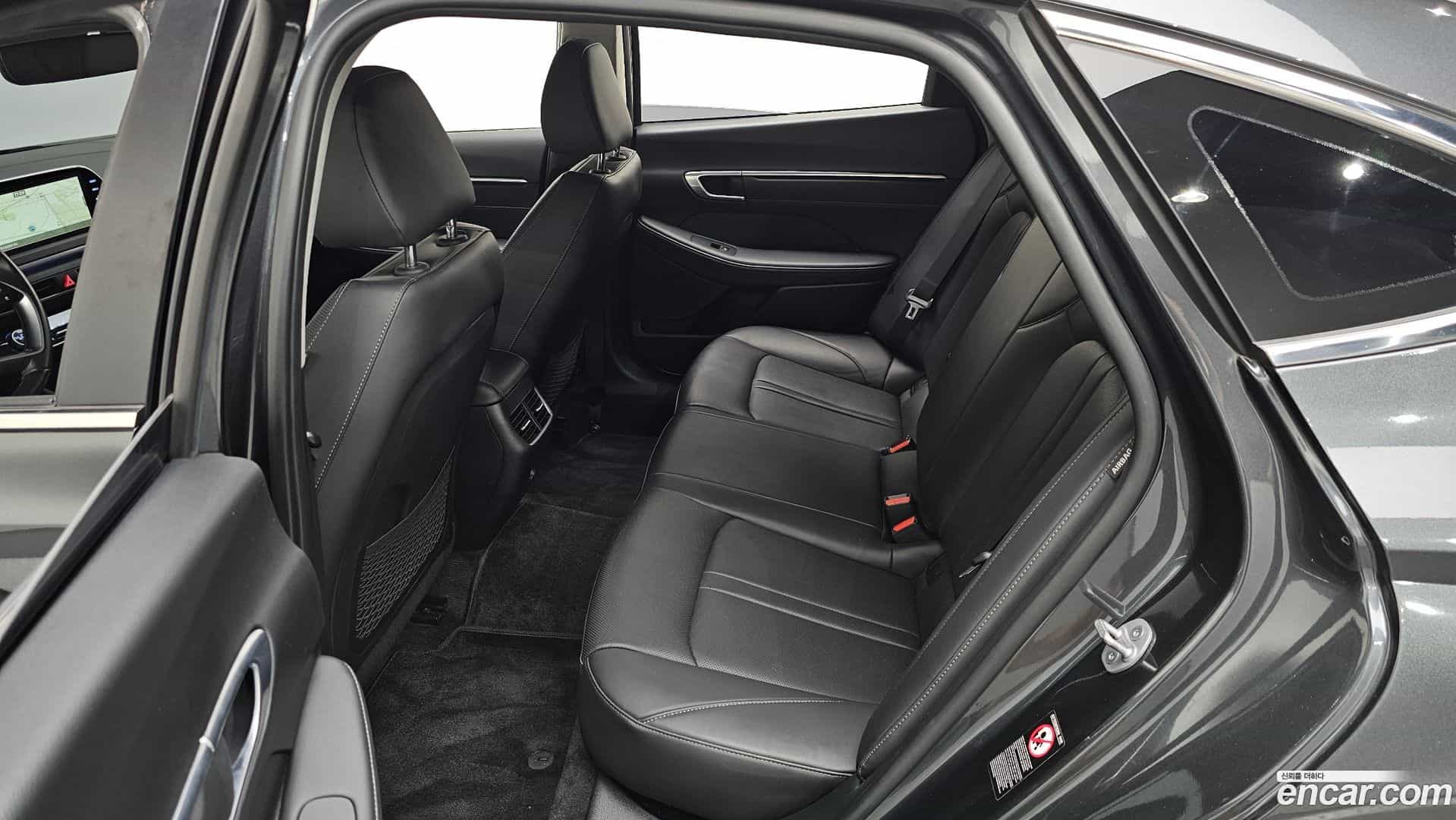 Sonata Hyundai 2023.1-INNER-036