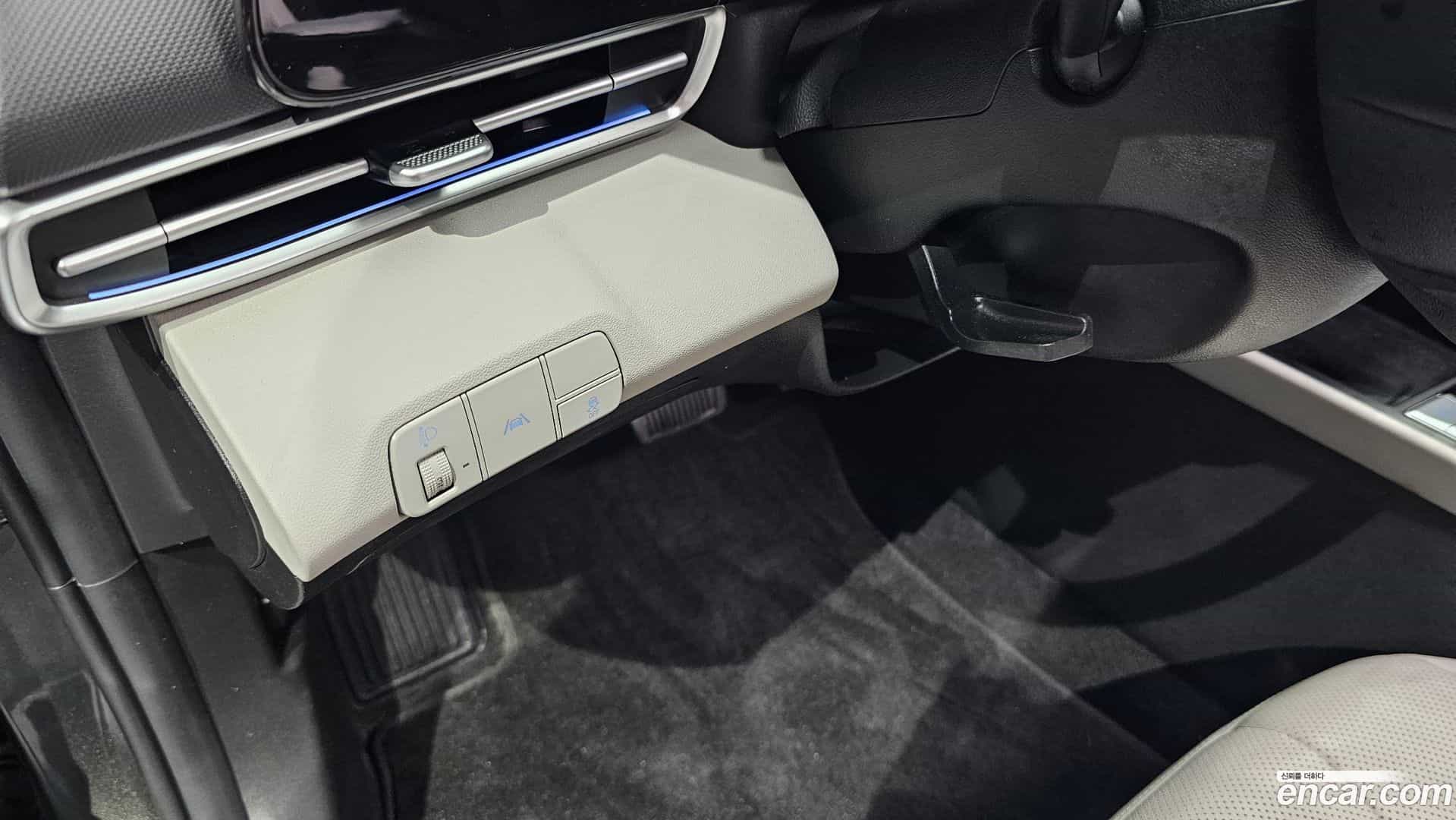 AVANTE Hyundai 2021.4-OPTION-022